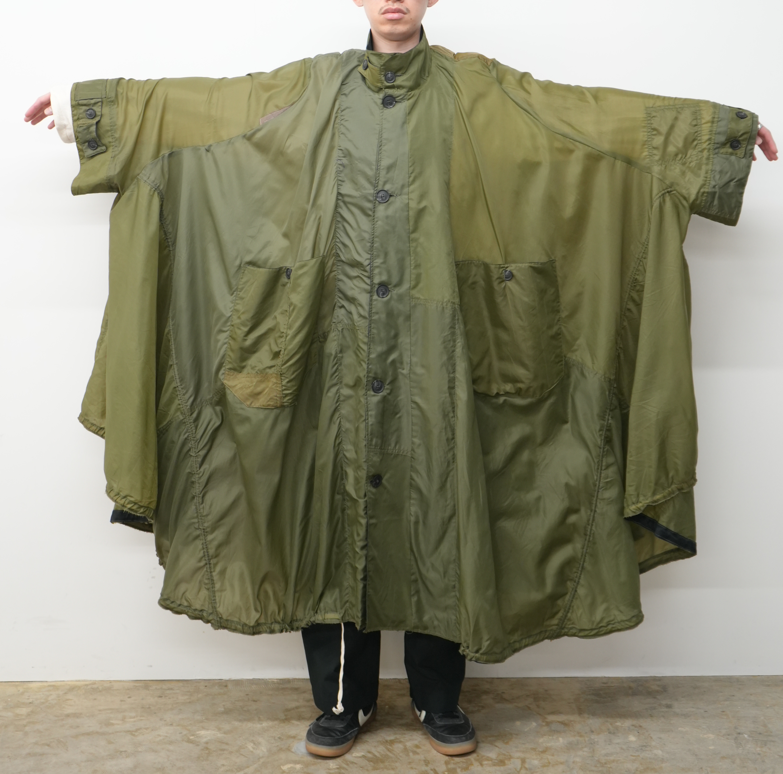 PARACHUTE COAT
