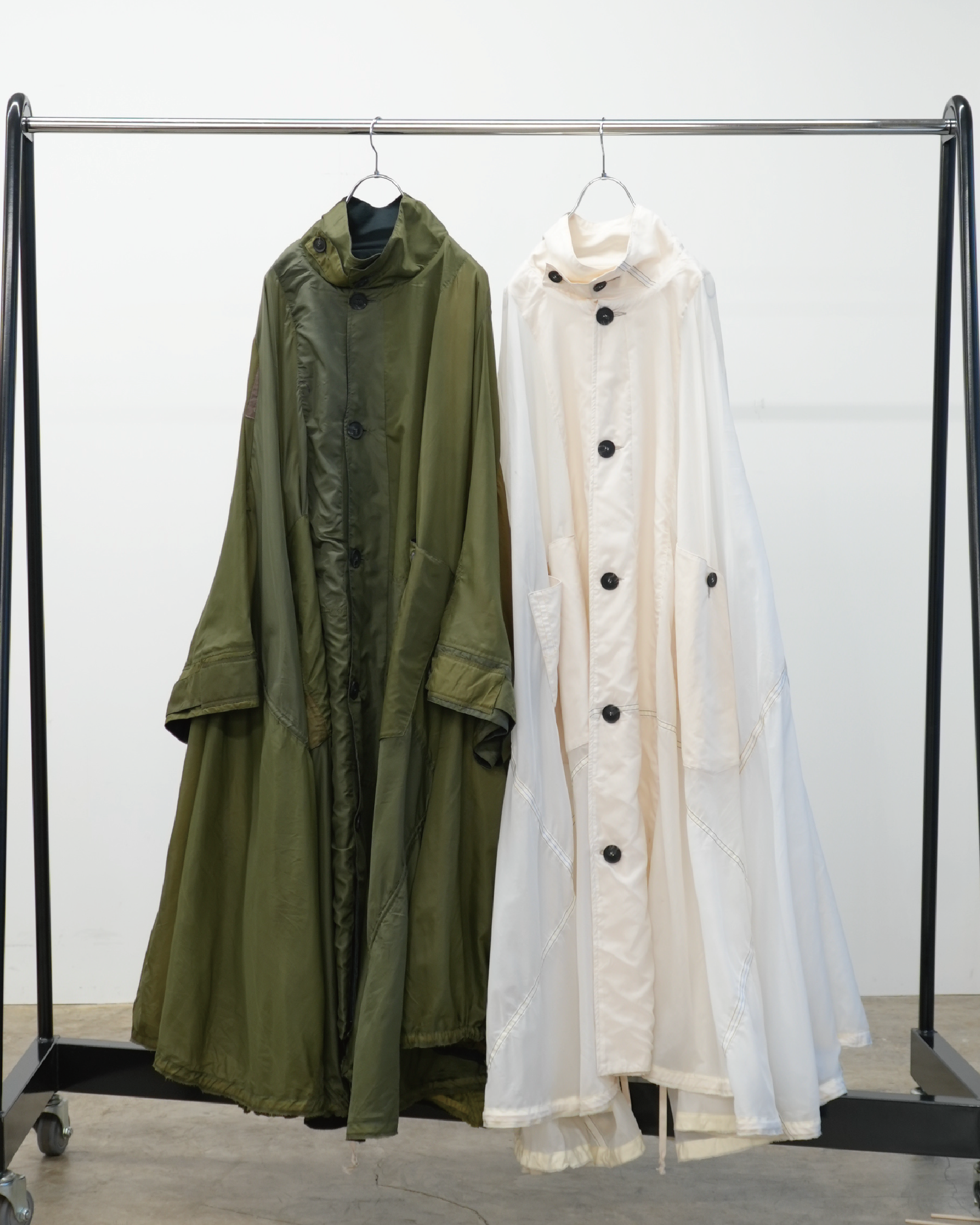 PARACHUTE COAT