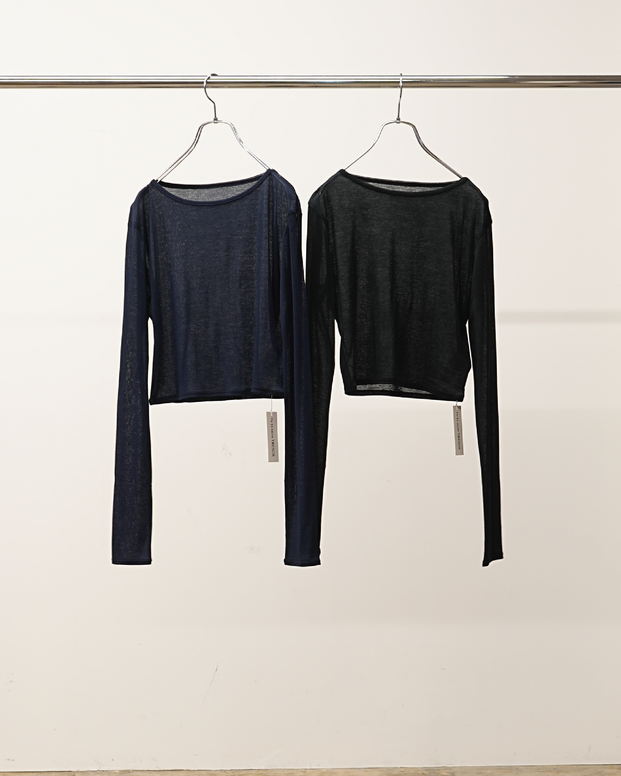 Crew Neck Cropped Top