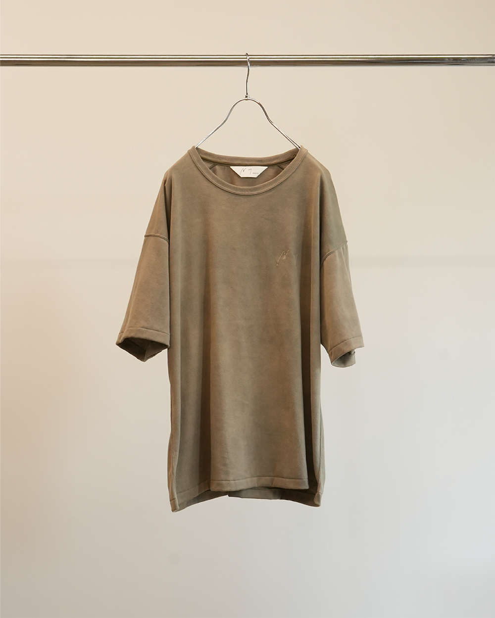 UNEVENNESS T-SHIRT(SAND)