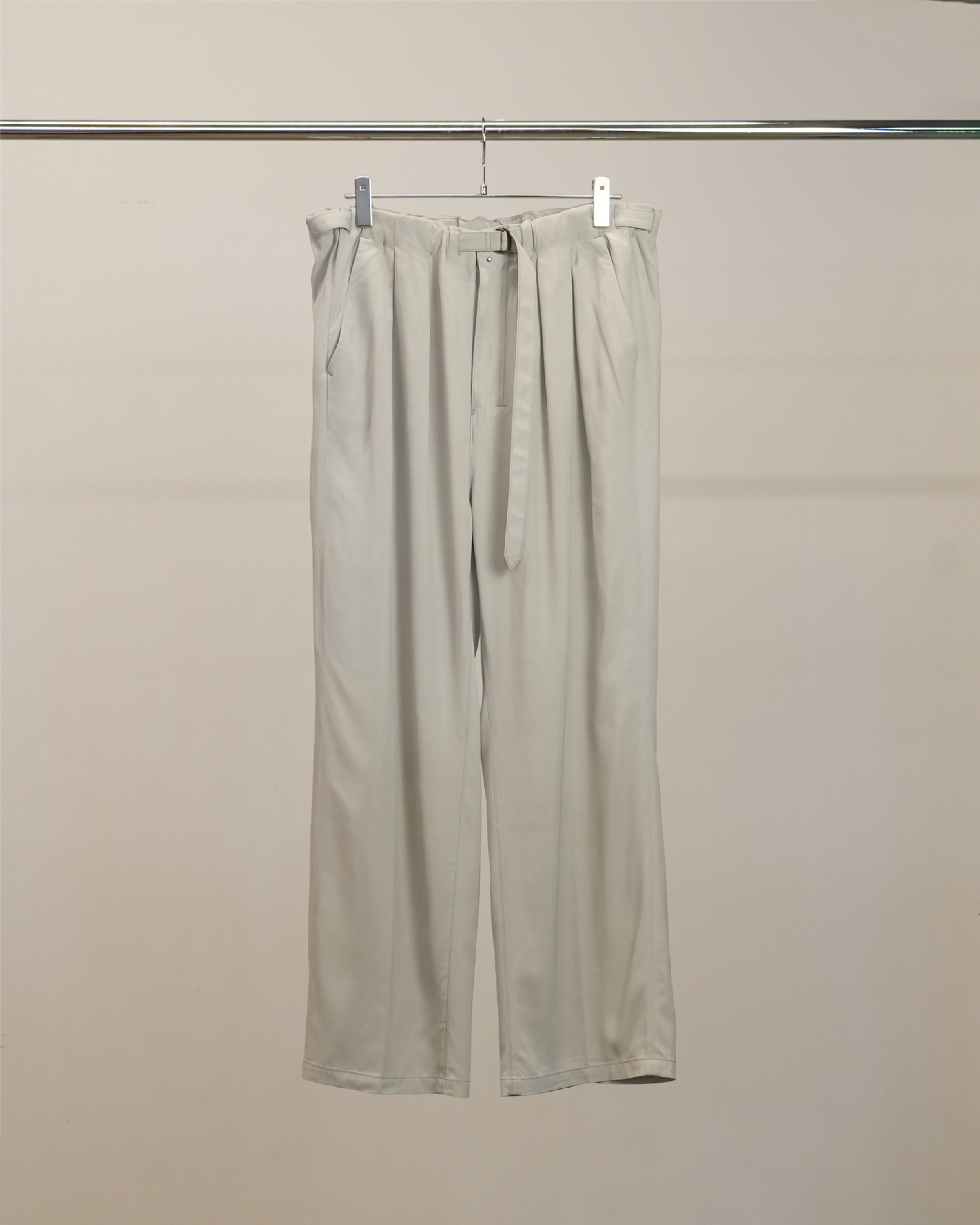 VISCOSE BELT-LESS TROUSERS(MINT)