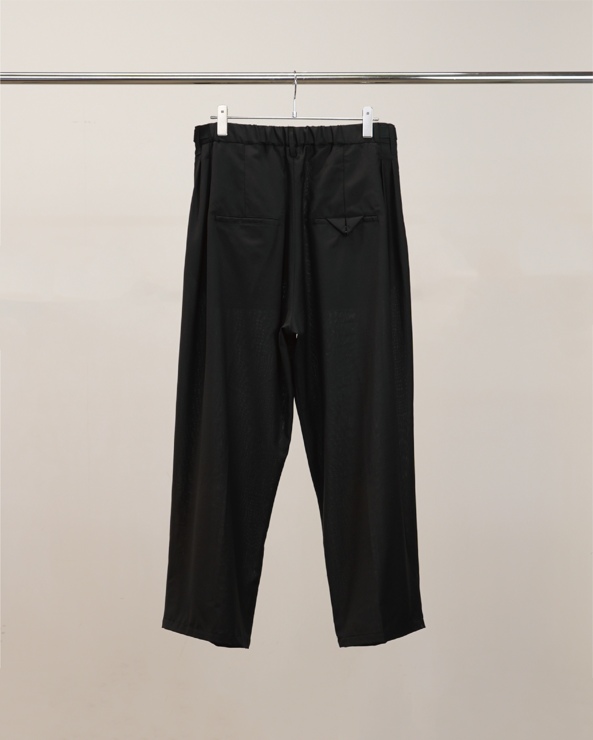 BELTED WOOL SLACKS(BLACK)