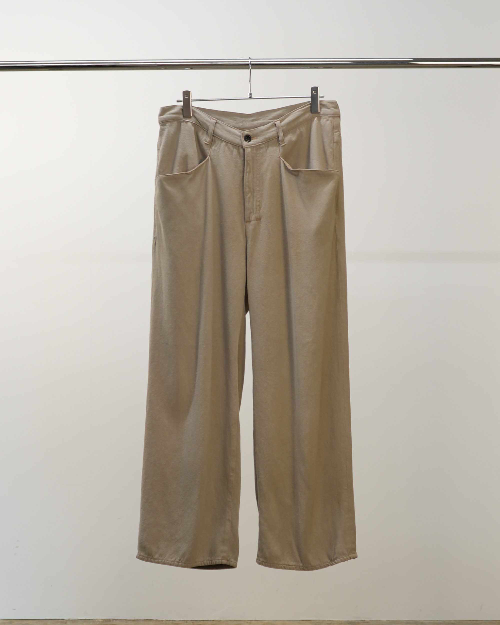SILK WIDE SLACKS(SAND)