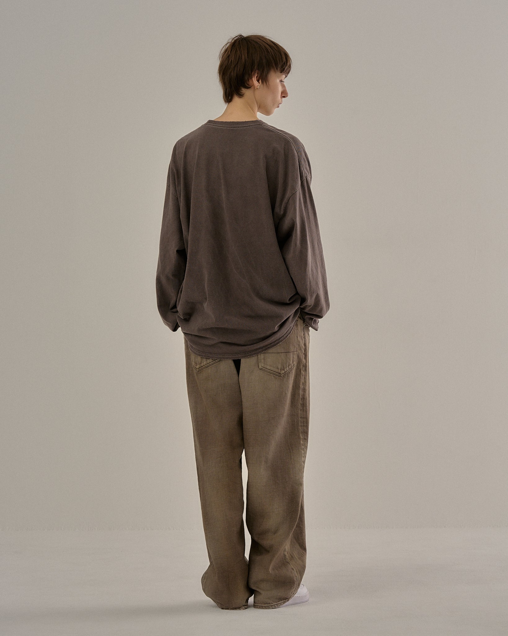EMBROIDERY DYED LS T-SHIRT(BROWN)