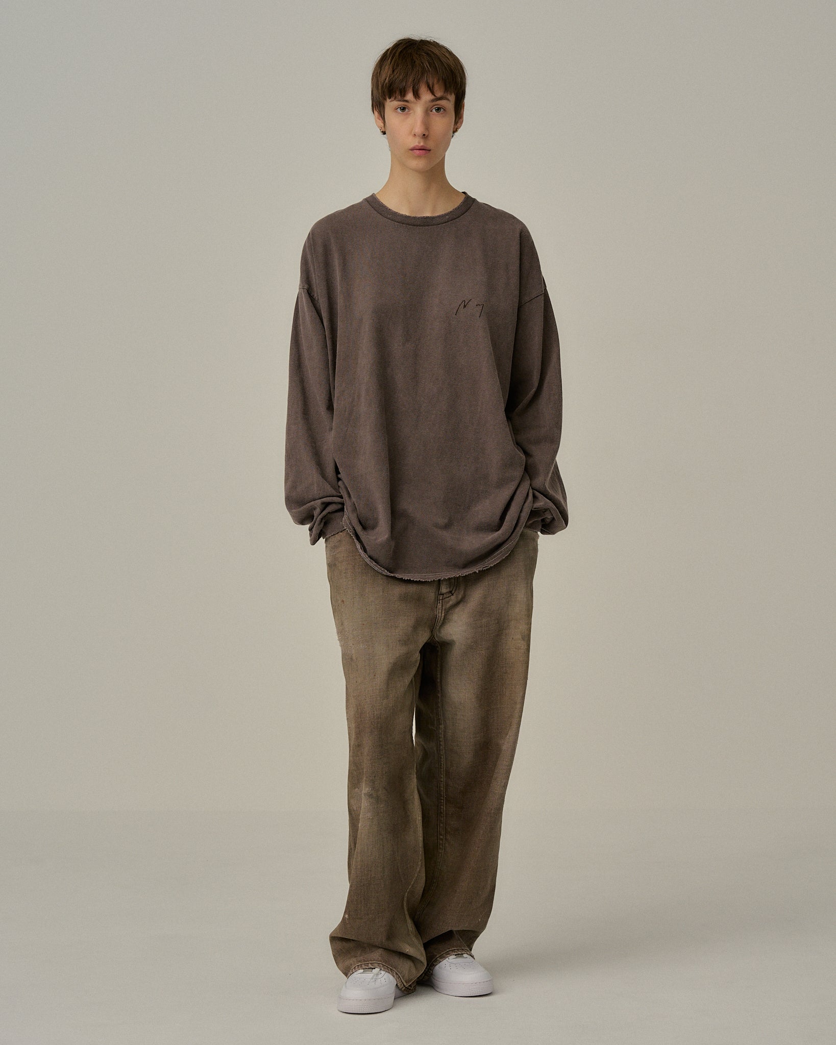 EMBROIDERY DYED LS T-SHIRT(BROWN)