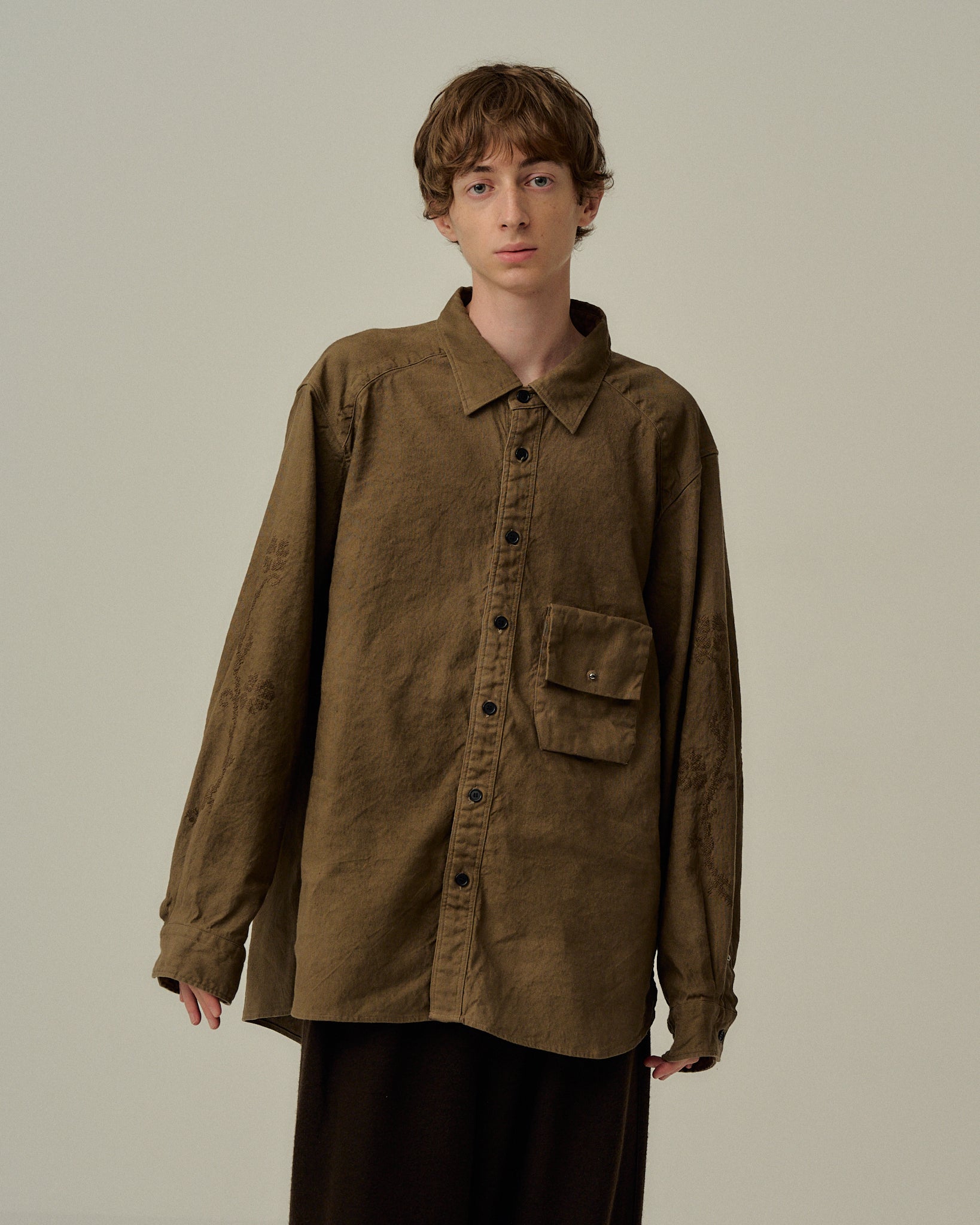 L/C NEP FLOWER EMBROIDERY OVER SHIRT(BROWN)