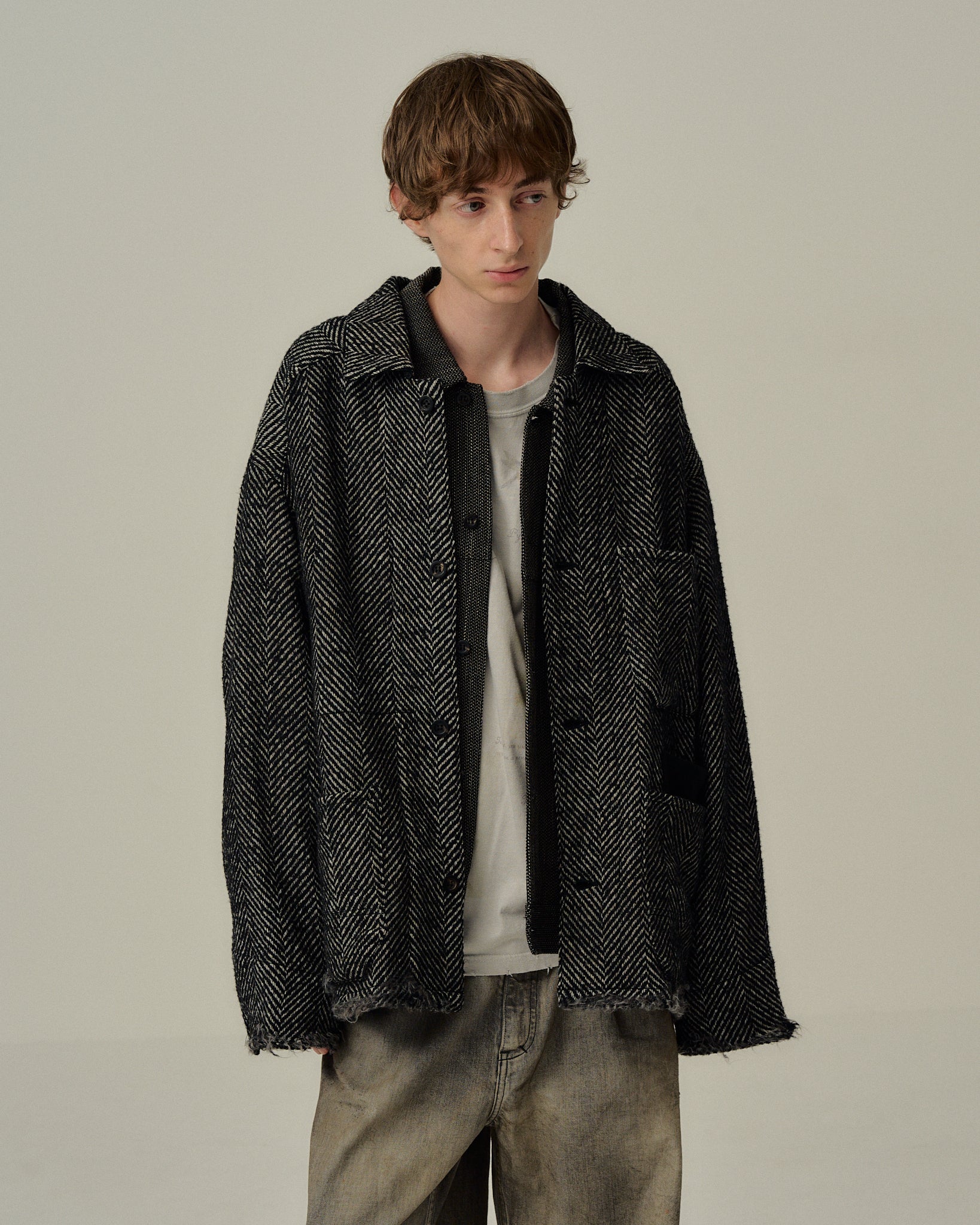 DAMAGE WOOL HERRINGBONE COVER ALL(WHITE×BLACK)