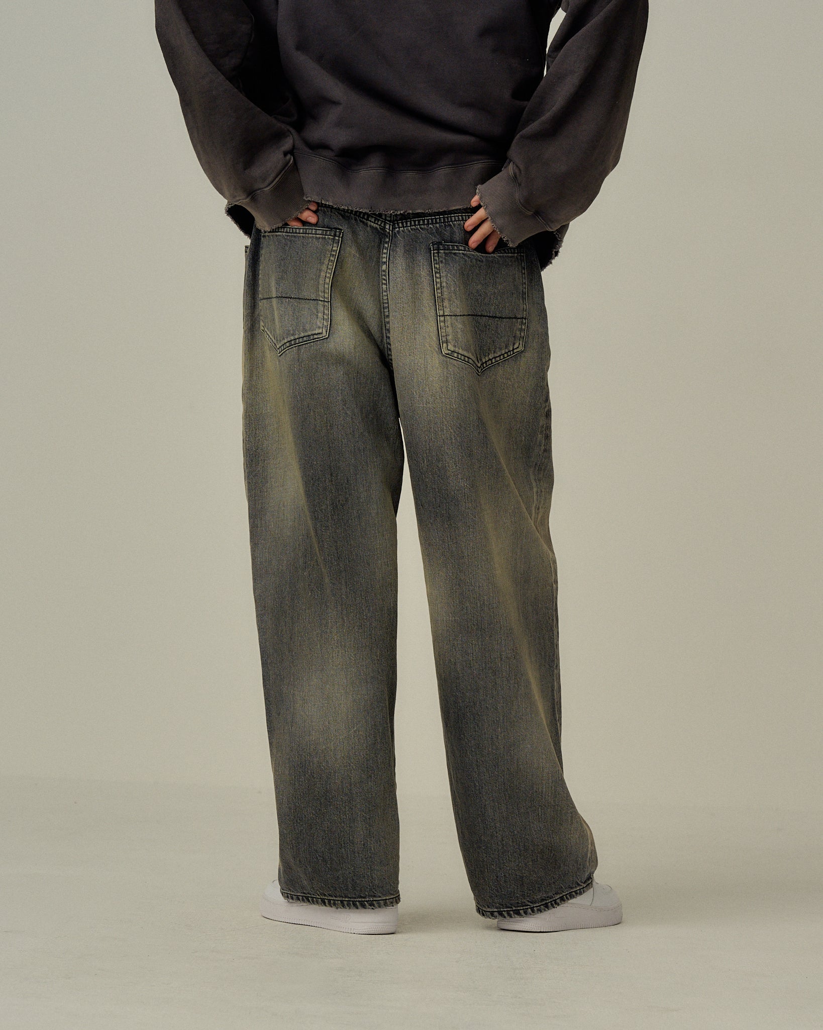 #01 AGING01(BLACK)