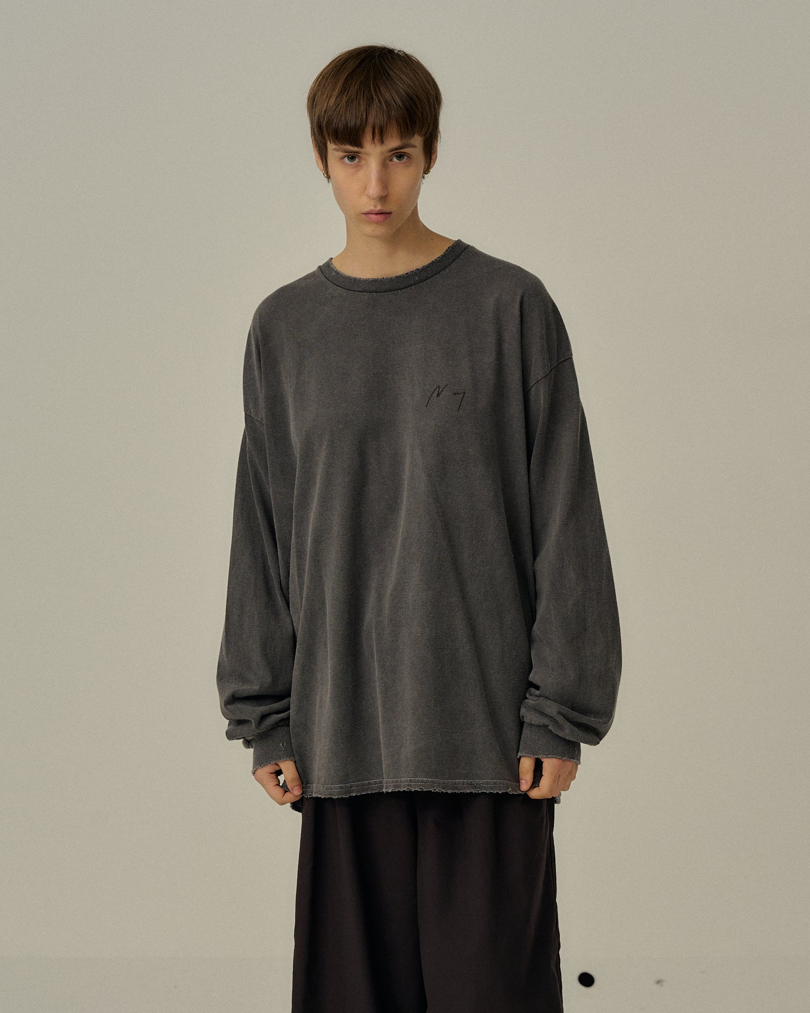 EMBROIDERY DYED LS T-SHIRT(F.BLACK)