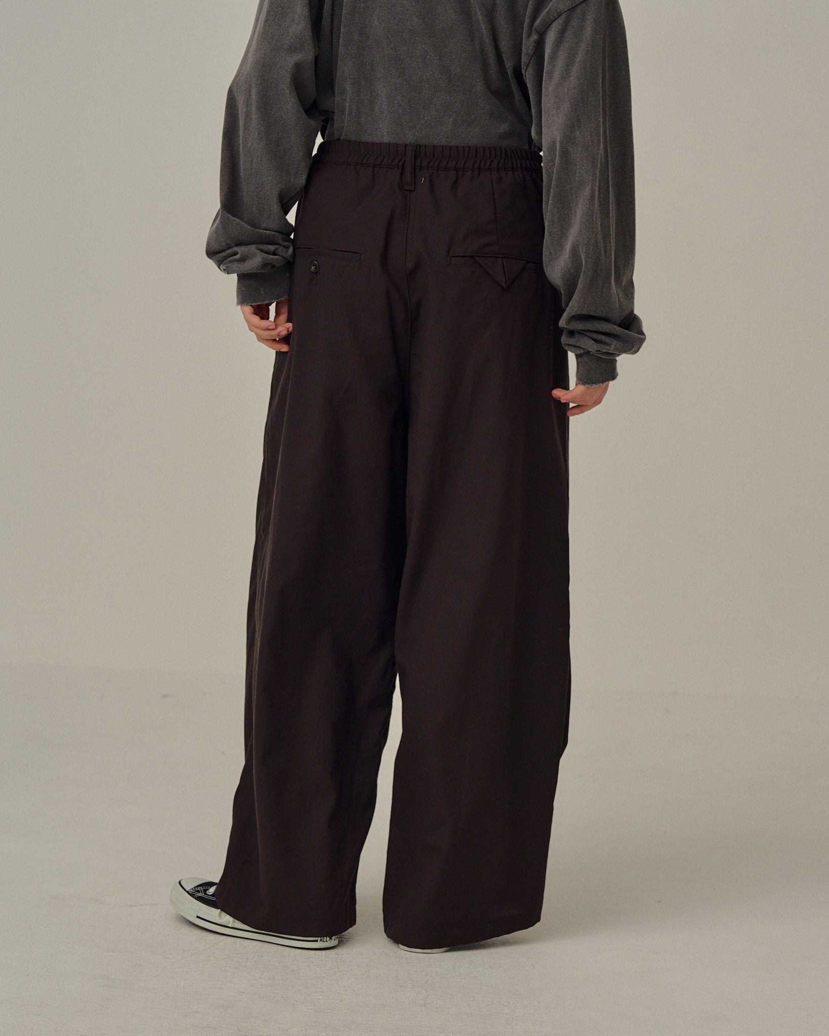 WOOL CALMSSKIN TUCK EASY SLACKS(BROWN)