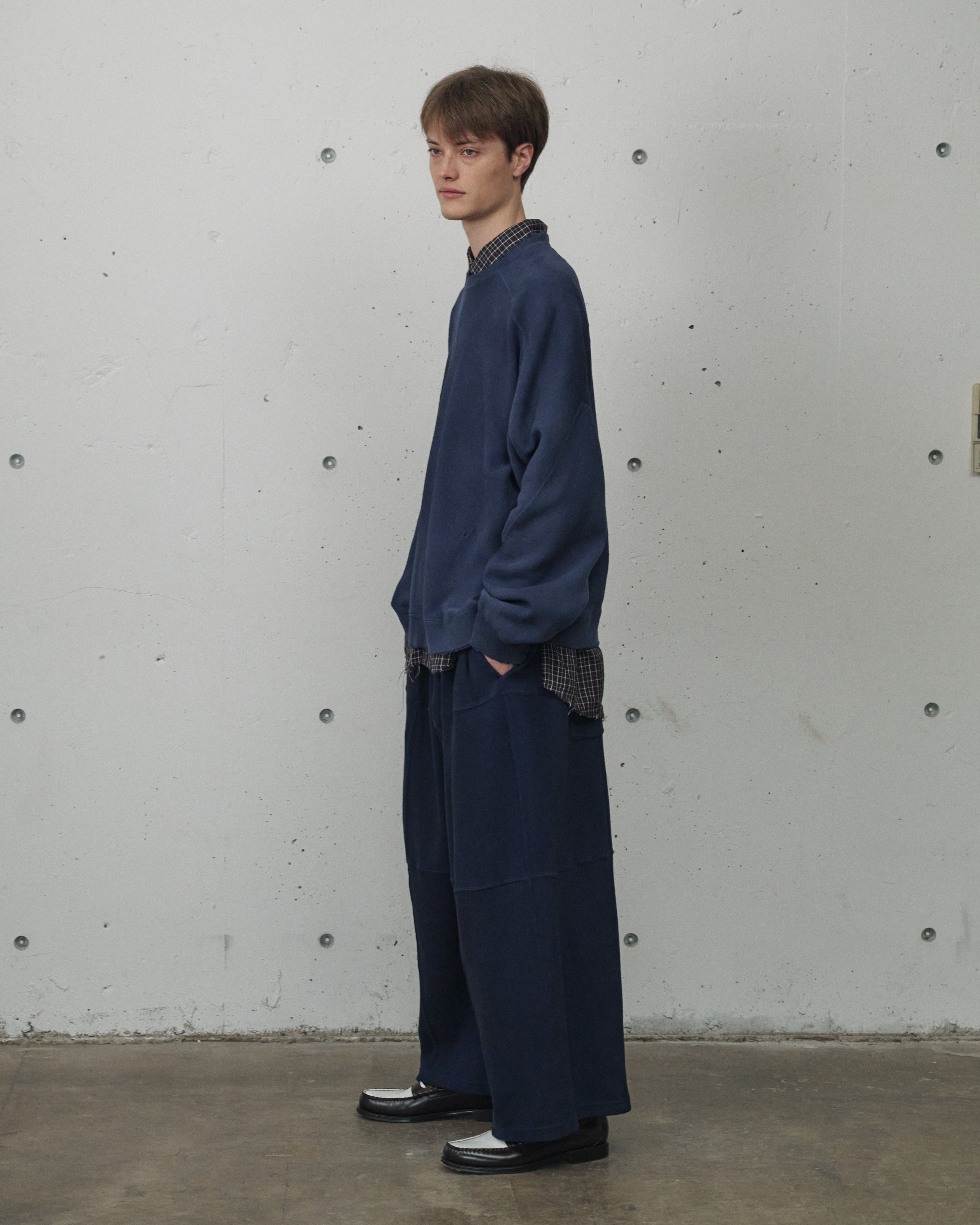 SMOOTH PANEL WIDE SLACKS(NAVY)