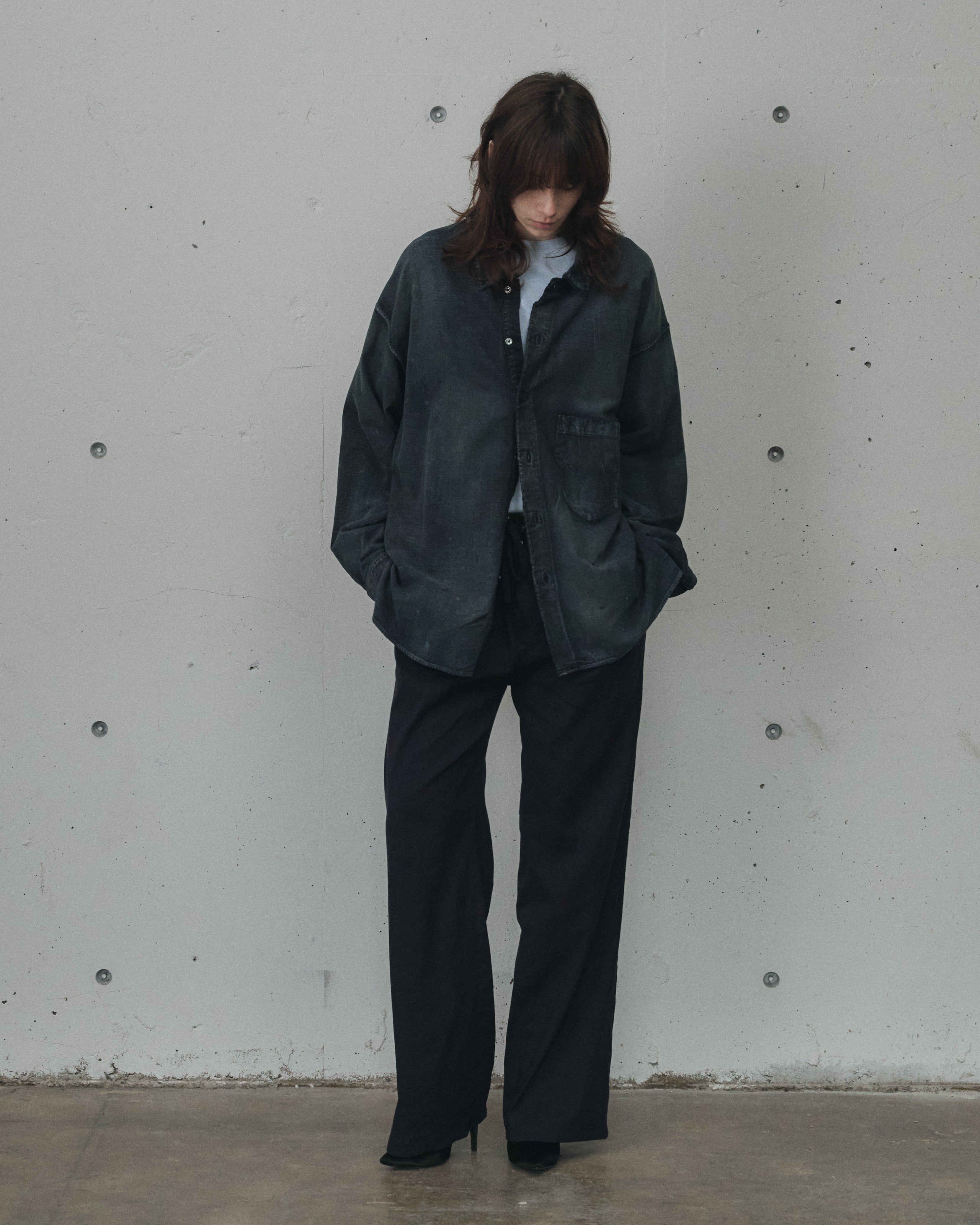 BRUSHSTROKE AGING SHIRT(BLACK)