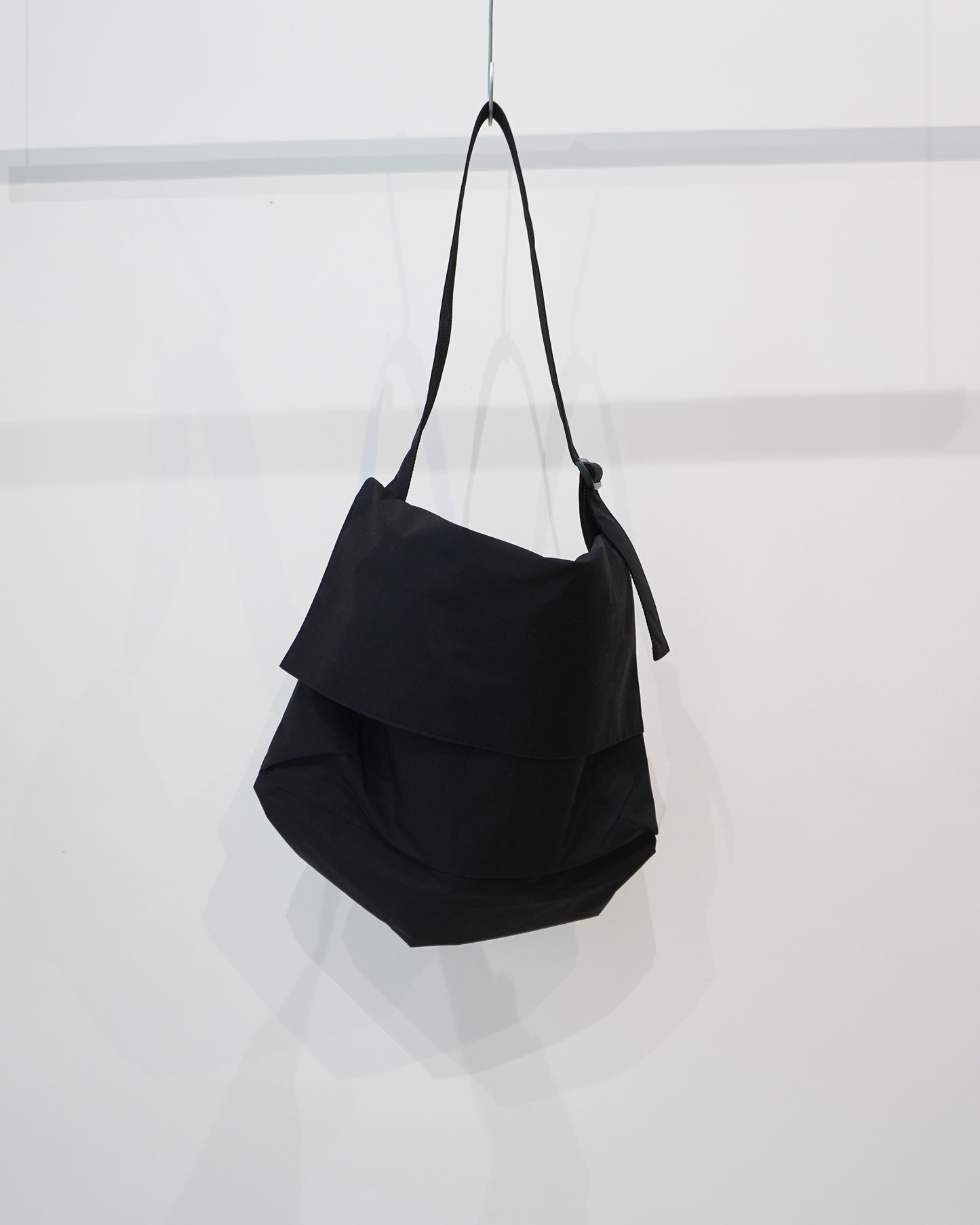 B.T No Messenger Bag(BLACK)
