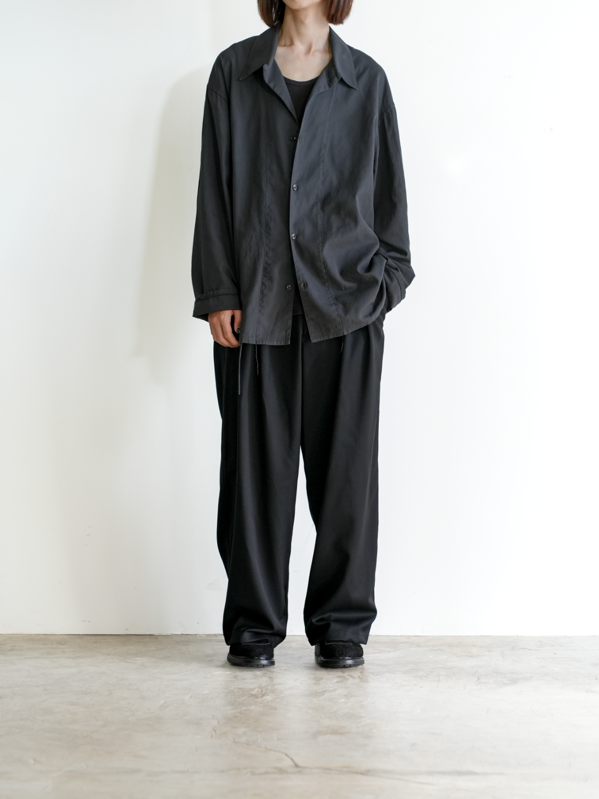 WOOL GABARDINE WIDE EASY PANTS