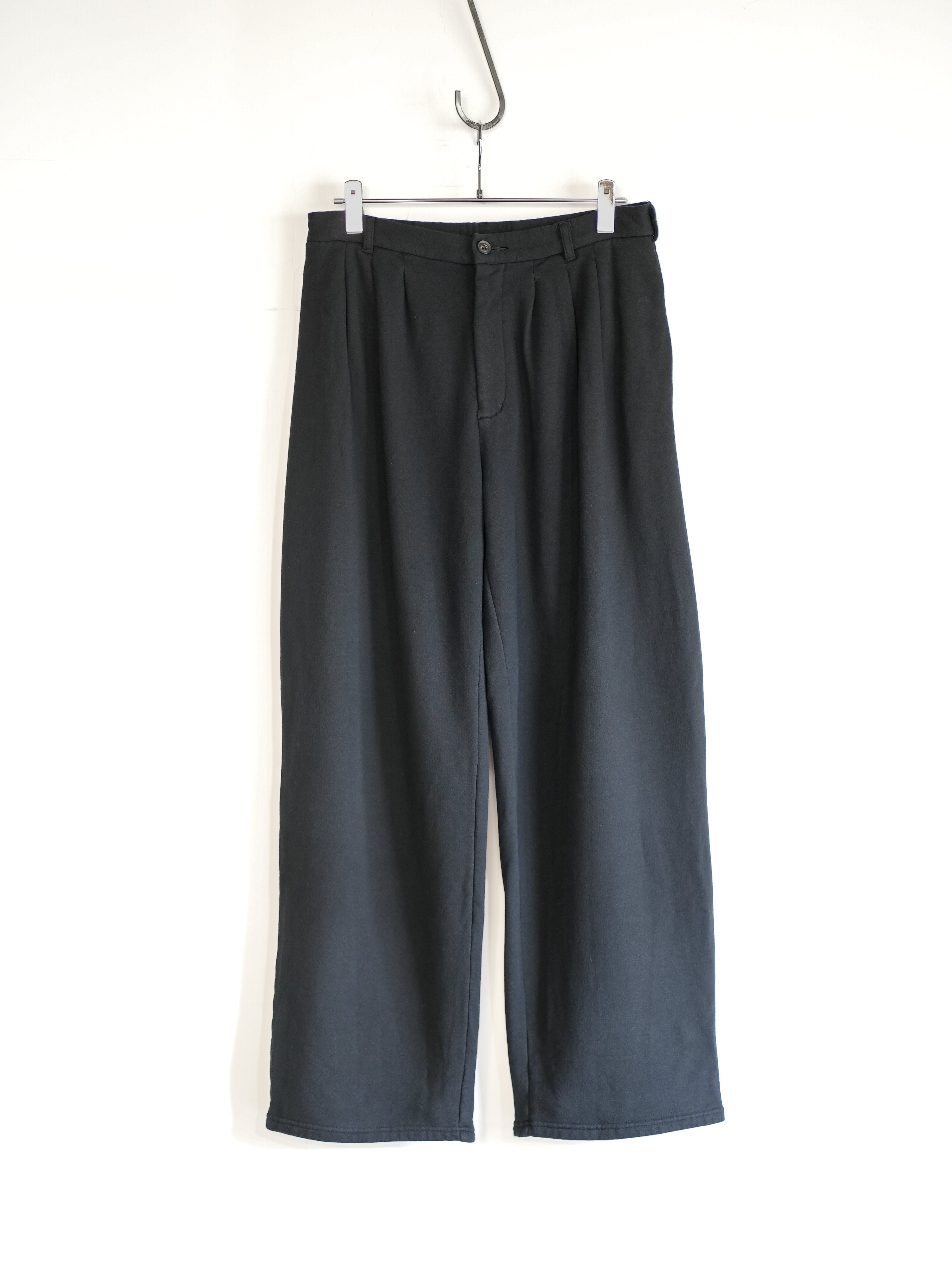 3TUCK SWEAT PANTS