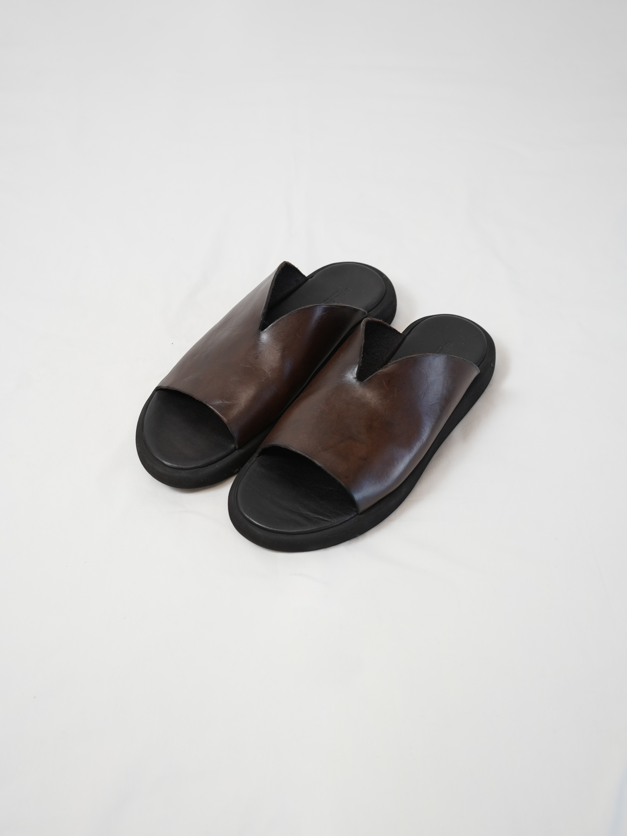 LEATHER SANDAL (92-571T-4S / T.MORO)