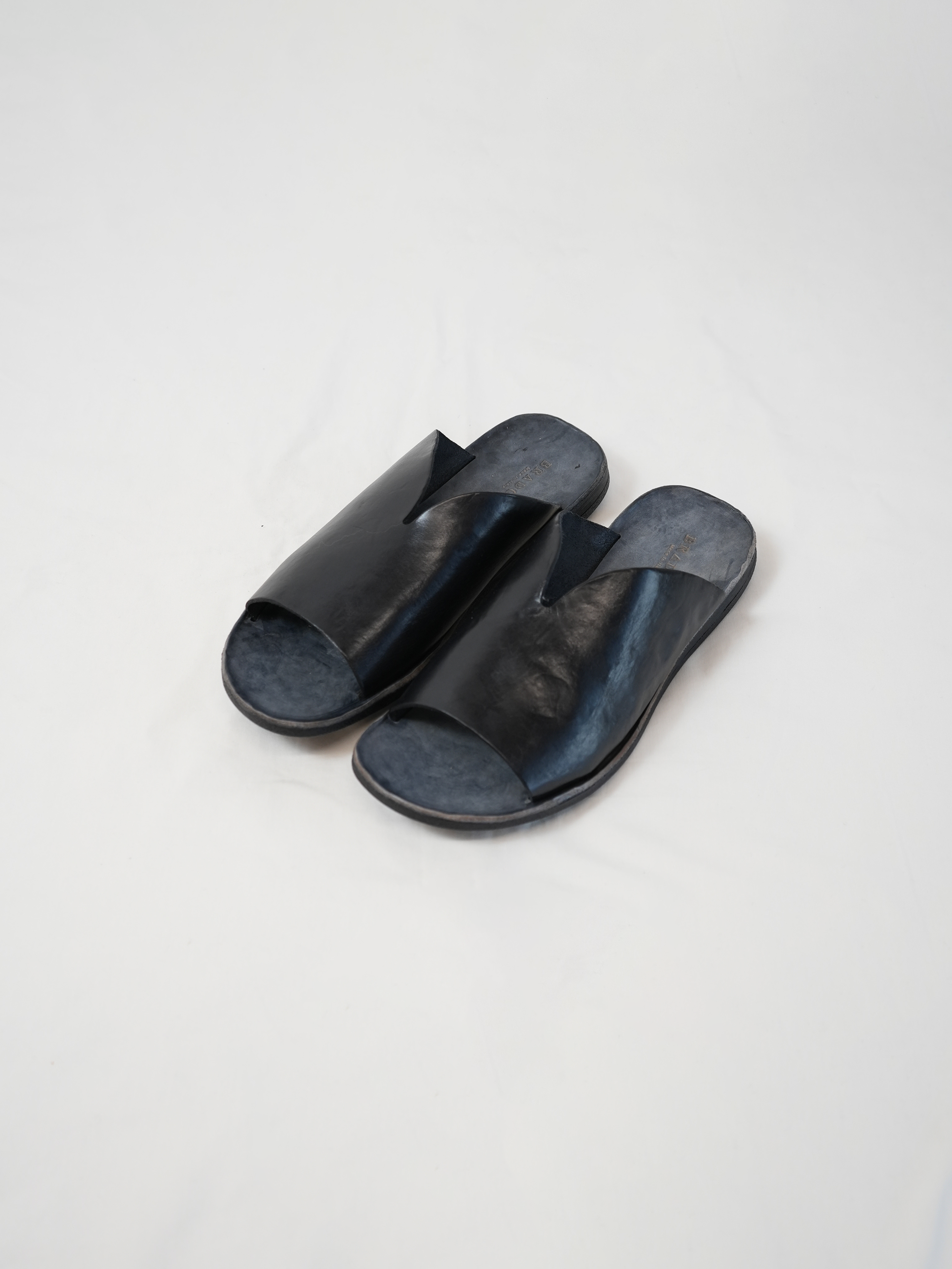 LEATHER SANDAL (46-571T-5S / NERO)