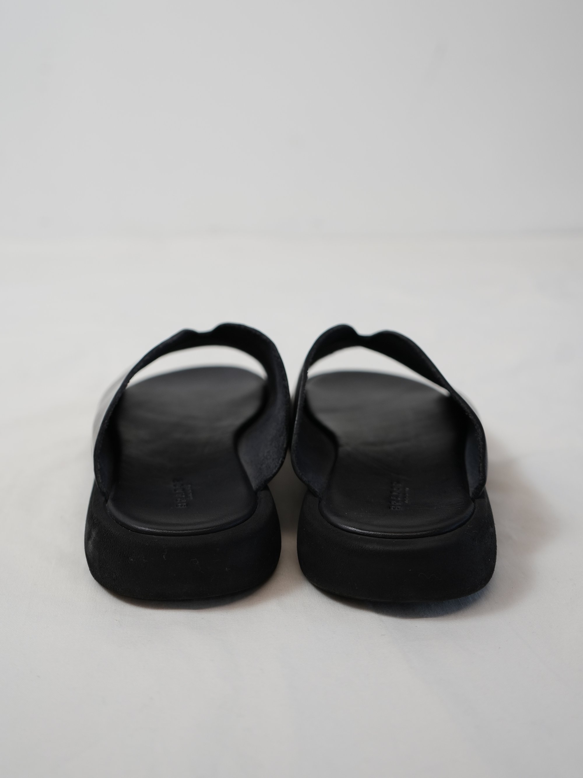 LEATHER SANDAL (92-571T-4S / NERO)
