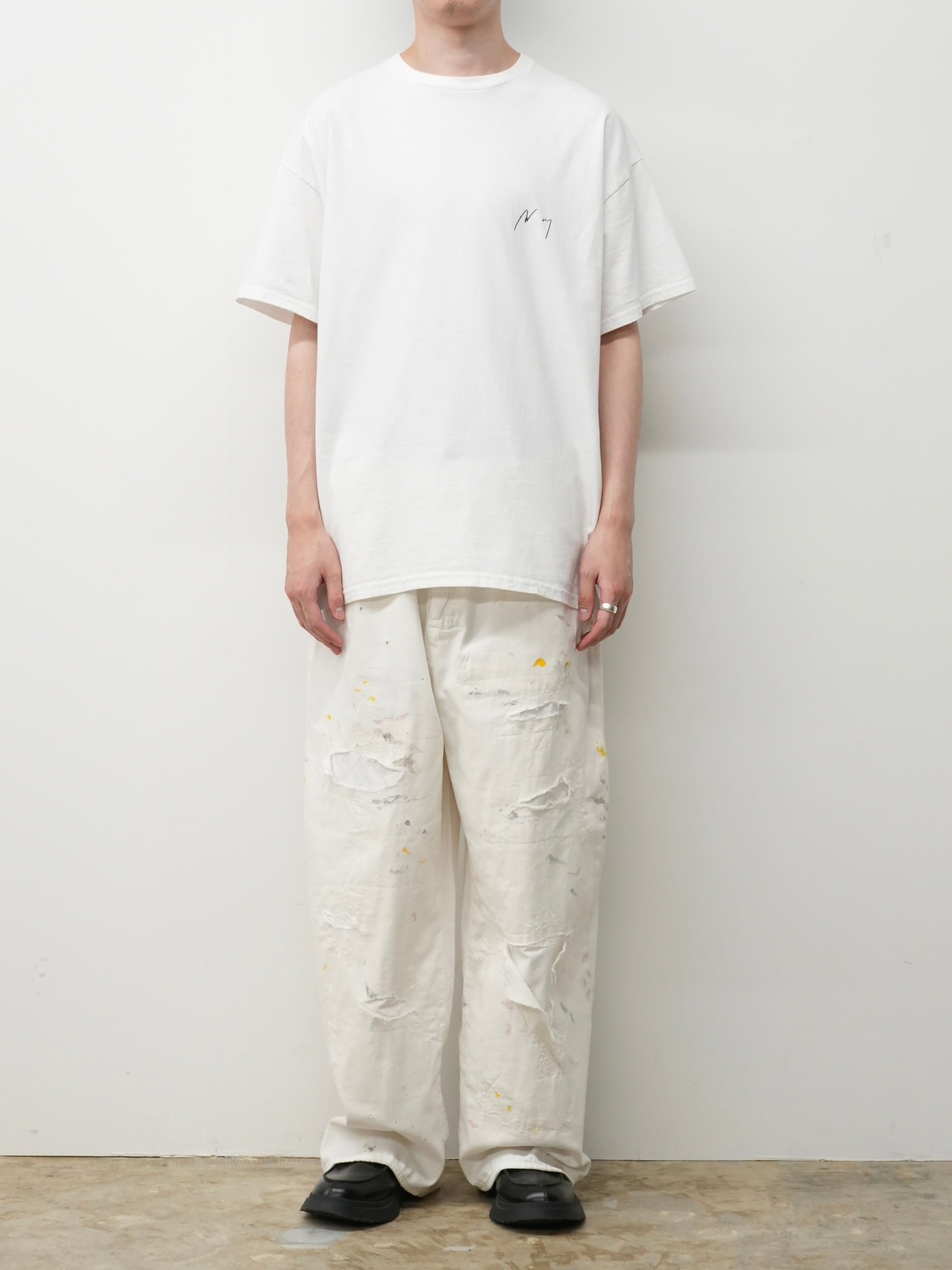 EMB SOUVENIR T-SHIRT(WHITE)