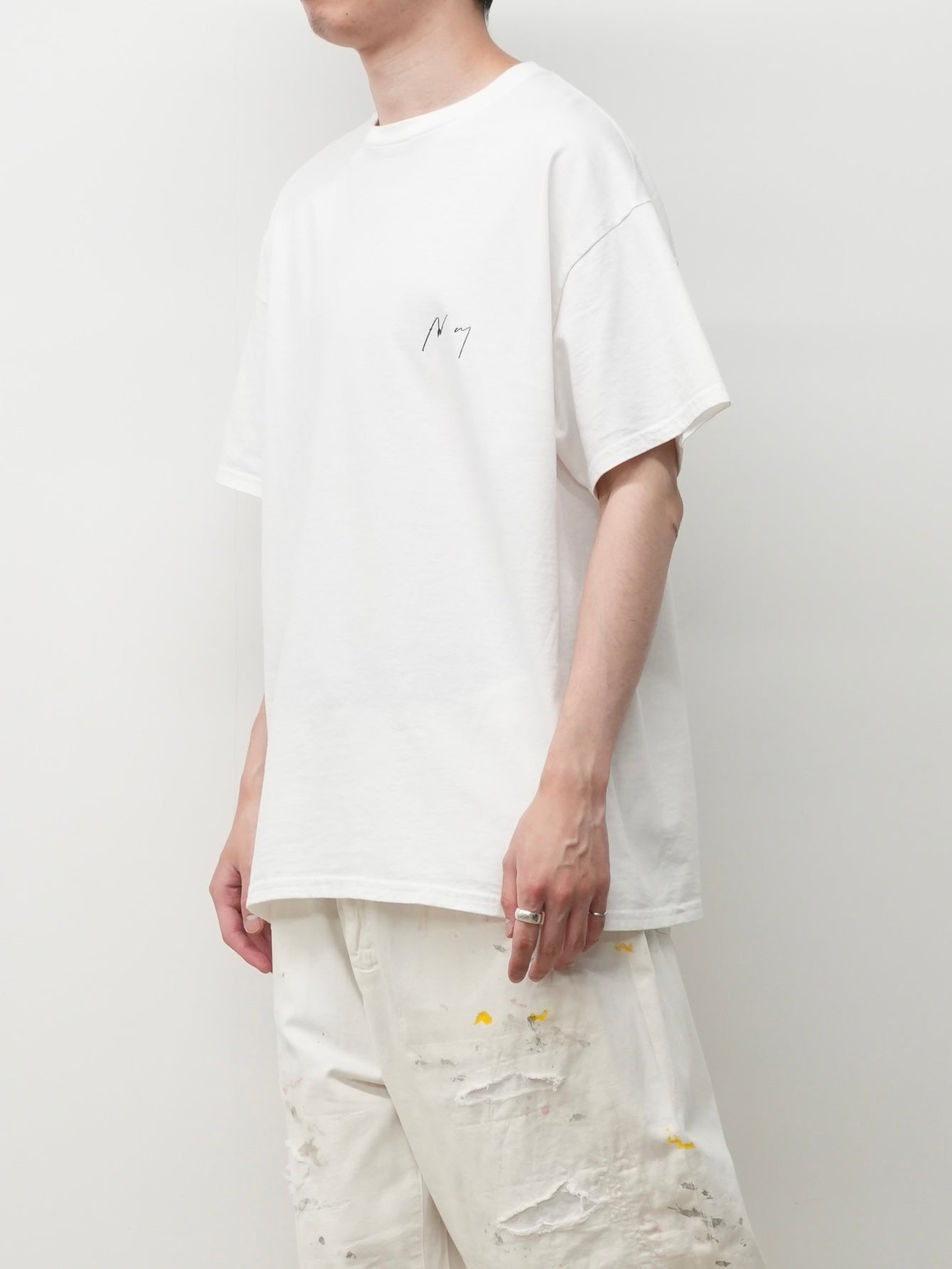 EMB SOUVENIR T-SHIRT(WHITE)