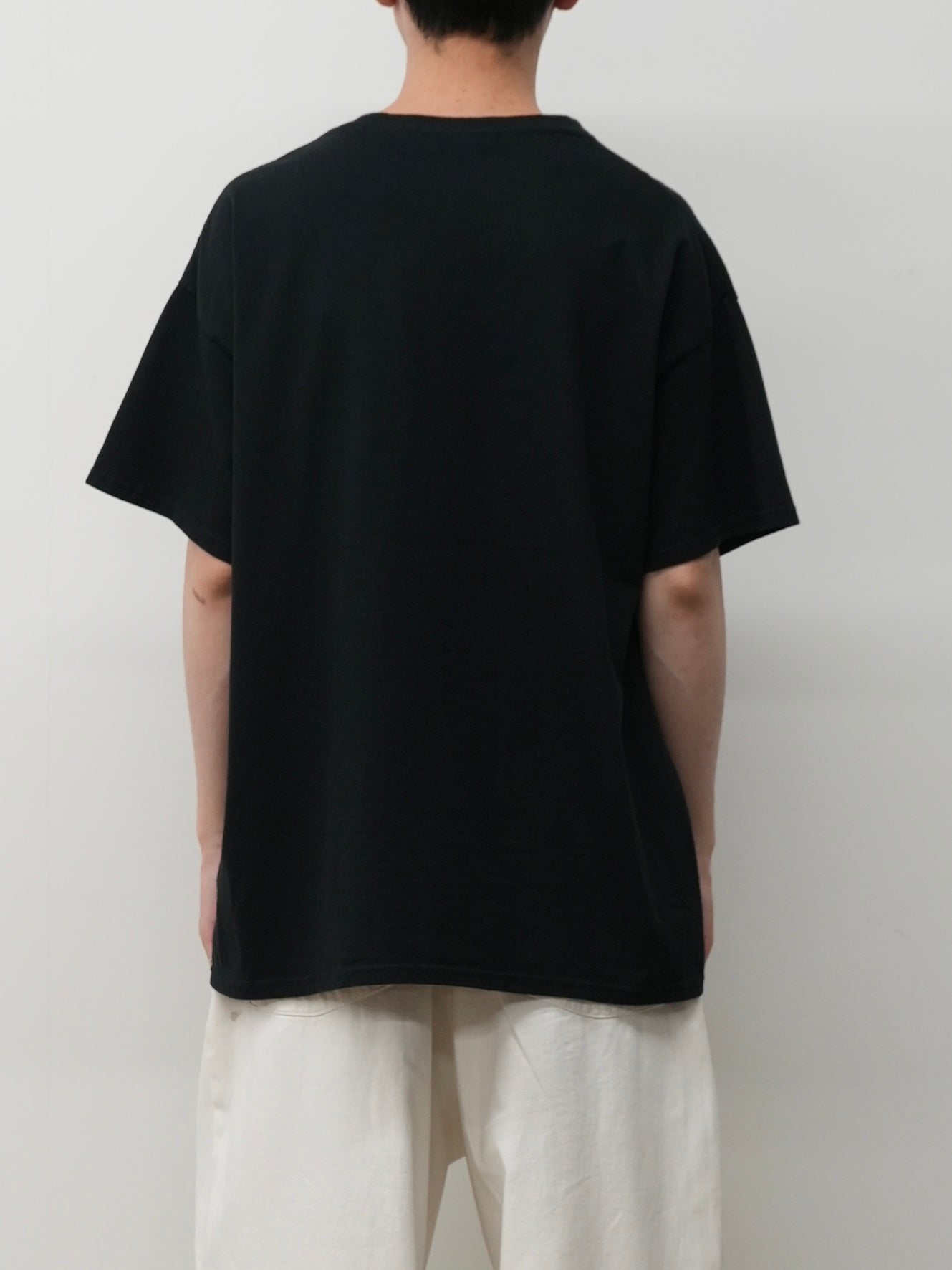 EMB SOUVENIR T-SHIRT(BLACK)