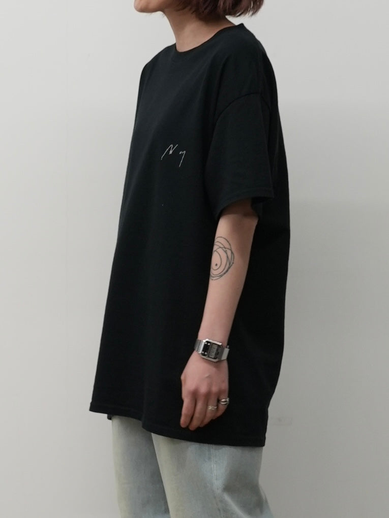 EMB SOUVENIR T-SHIRT(BLACK)