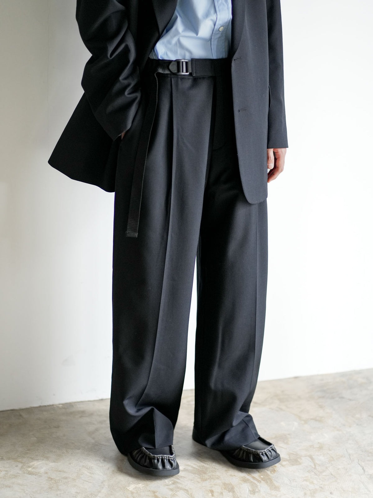 TACKED TROUSERS-PL