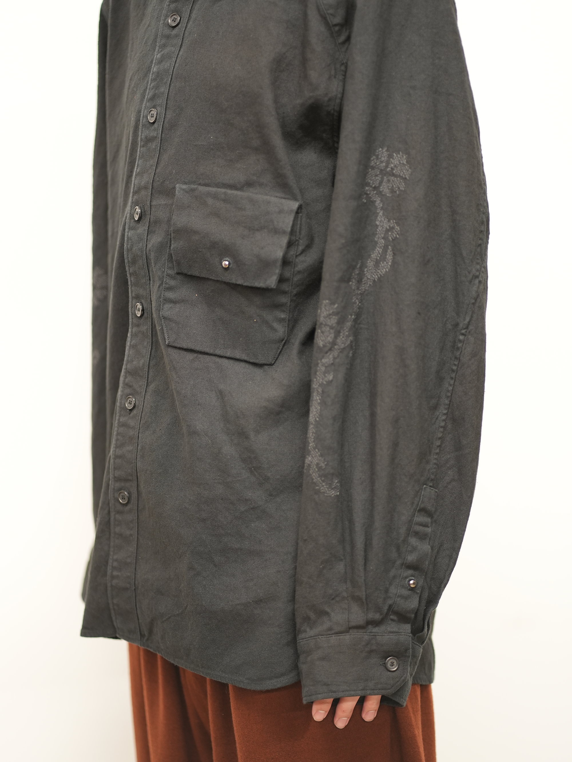 L/C NEP FLOWER EMBROIDERY OVER SHIRT(BLACK)