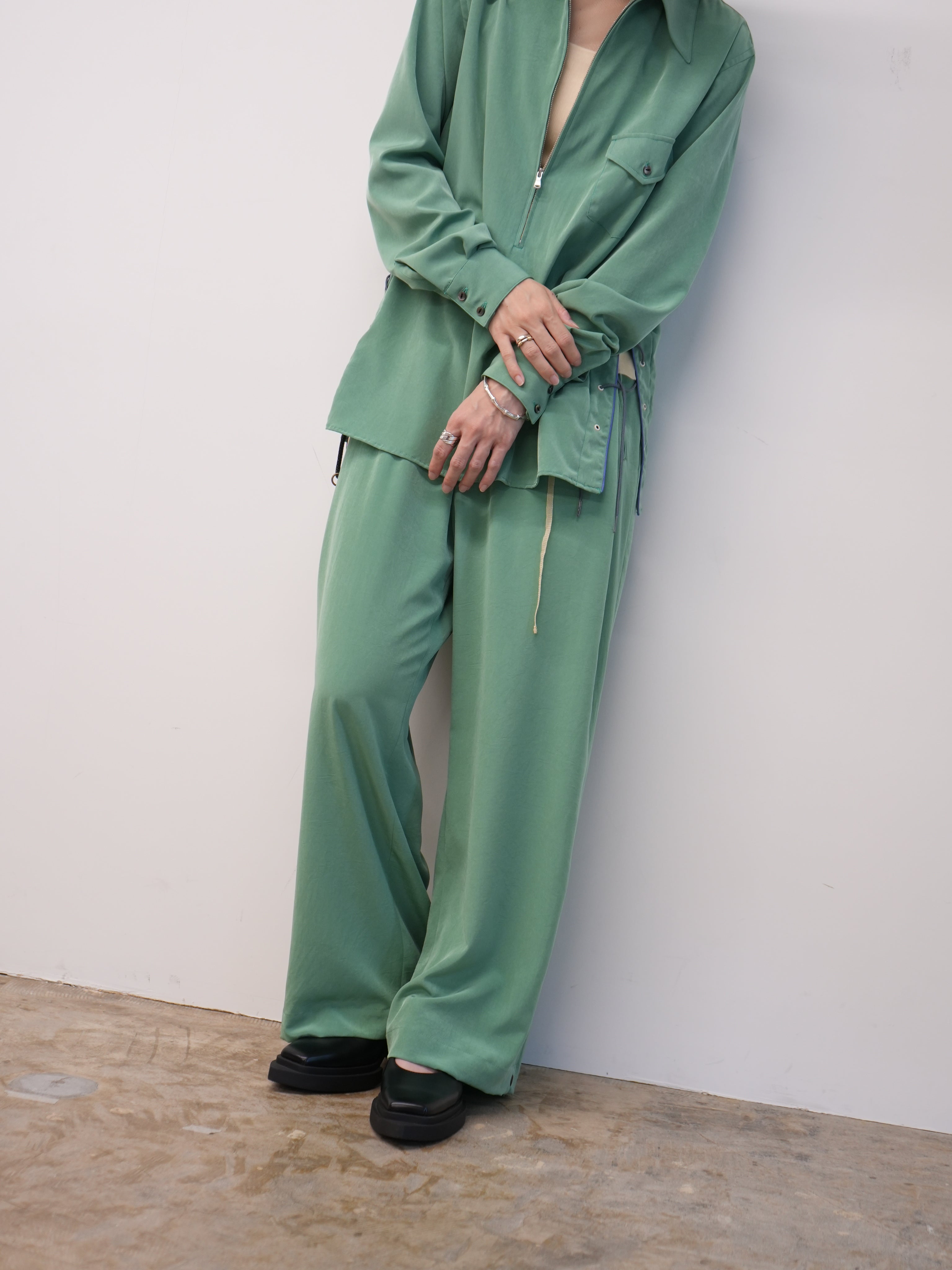 POWDERY VISCOSE NO-BRAINER PANTS