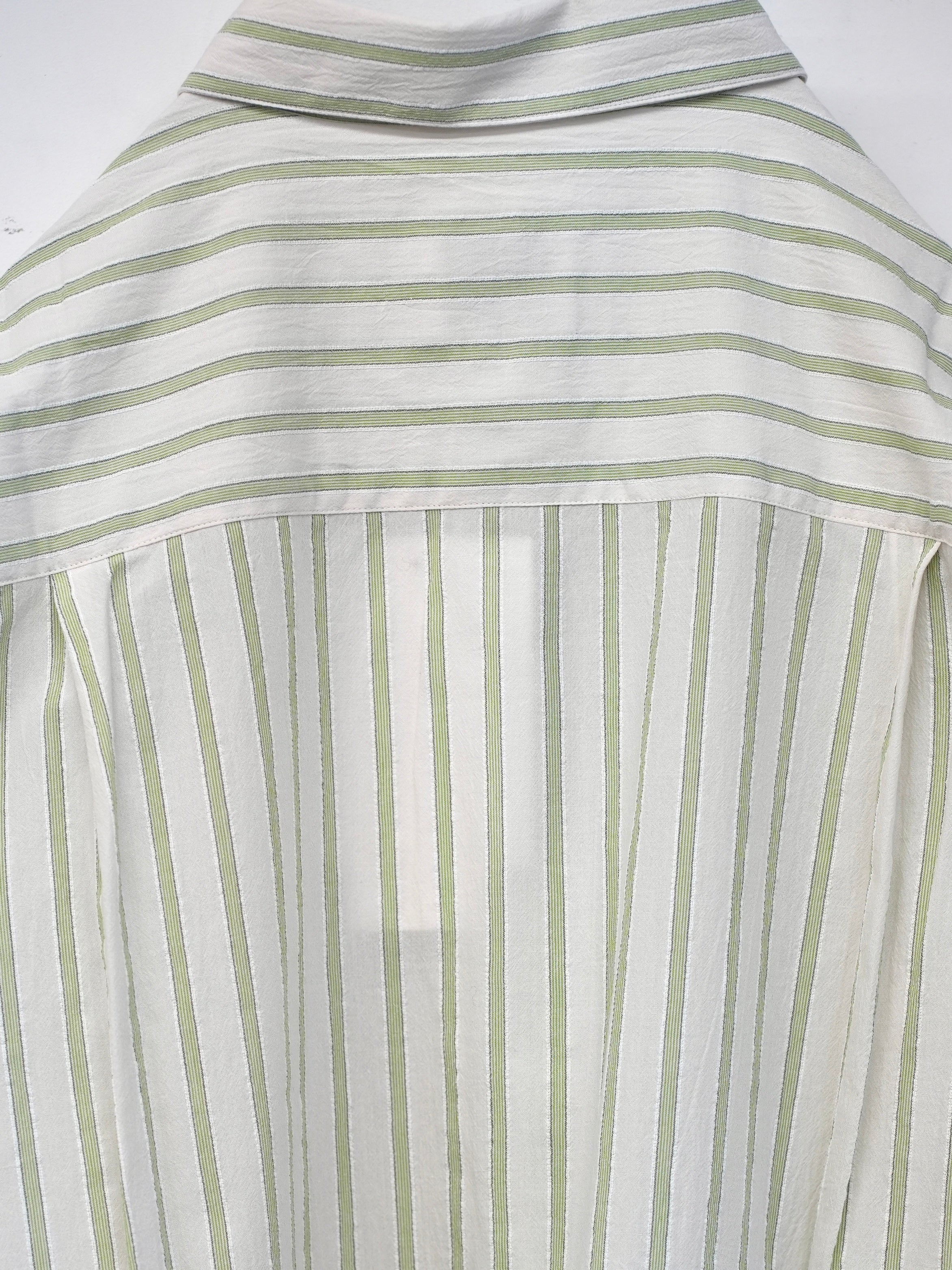 HANDMADE MEN’S CLASSIC COLLAR SHIRT(White with light Green stripes)