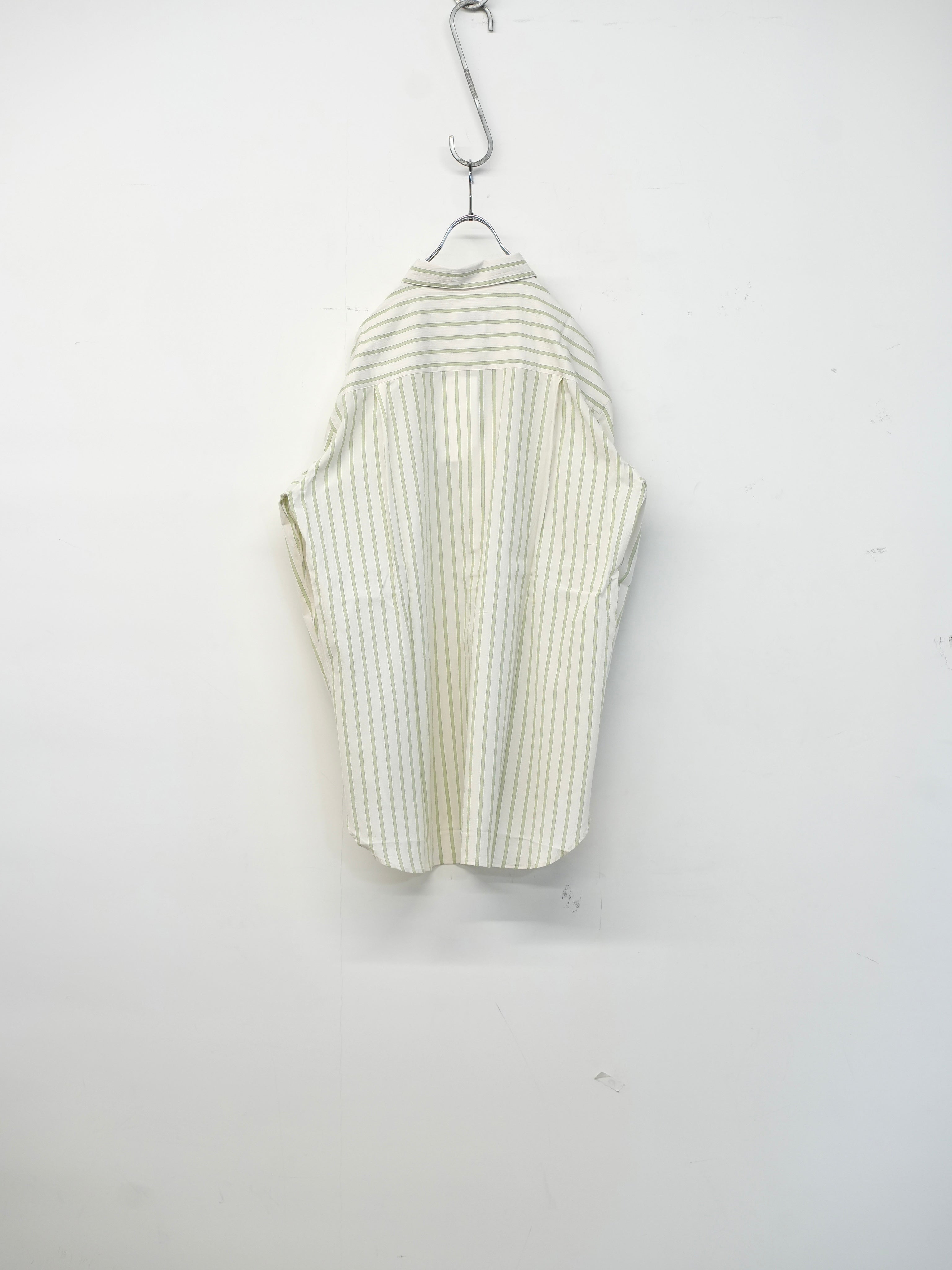 HANDMADE MEN’S CLASSIC COLLAR SHIRT(White with light Green stripes)