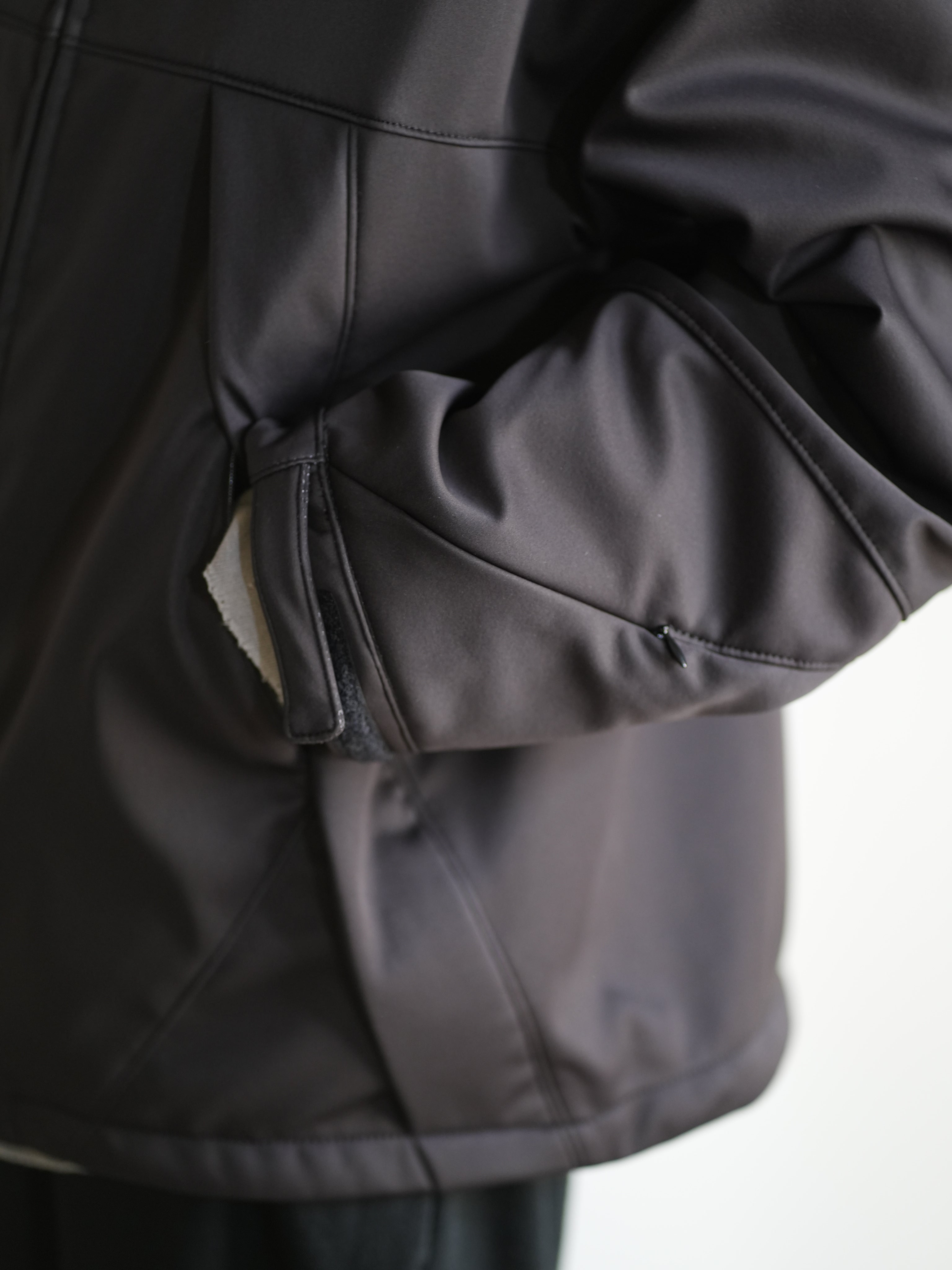 SHELL JACKET