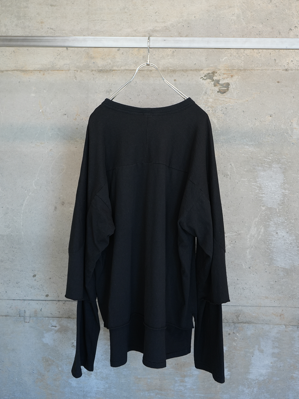 Veiled L/S&H/S T(BLACK)
