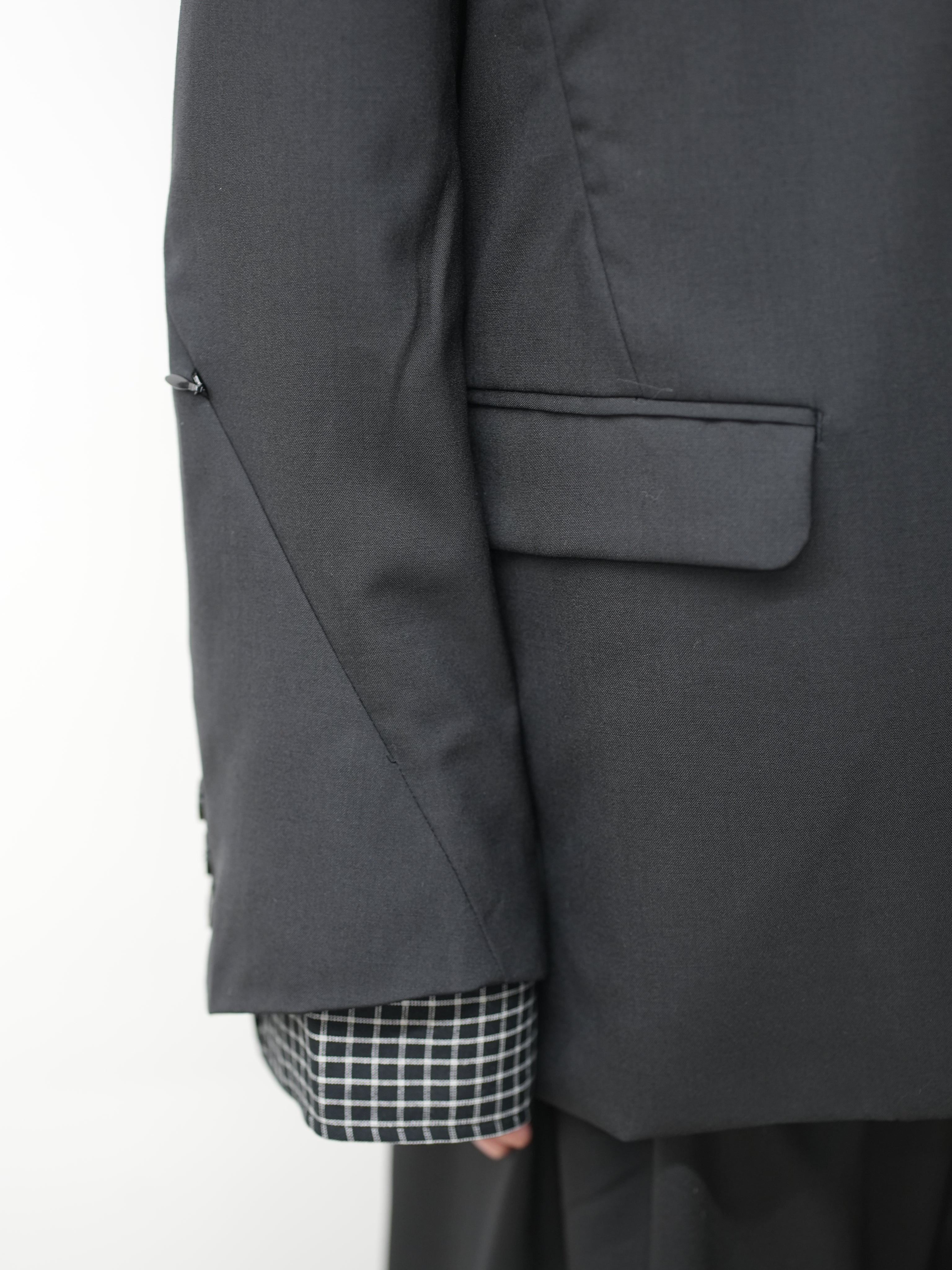 TAILORED JACKET