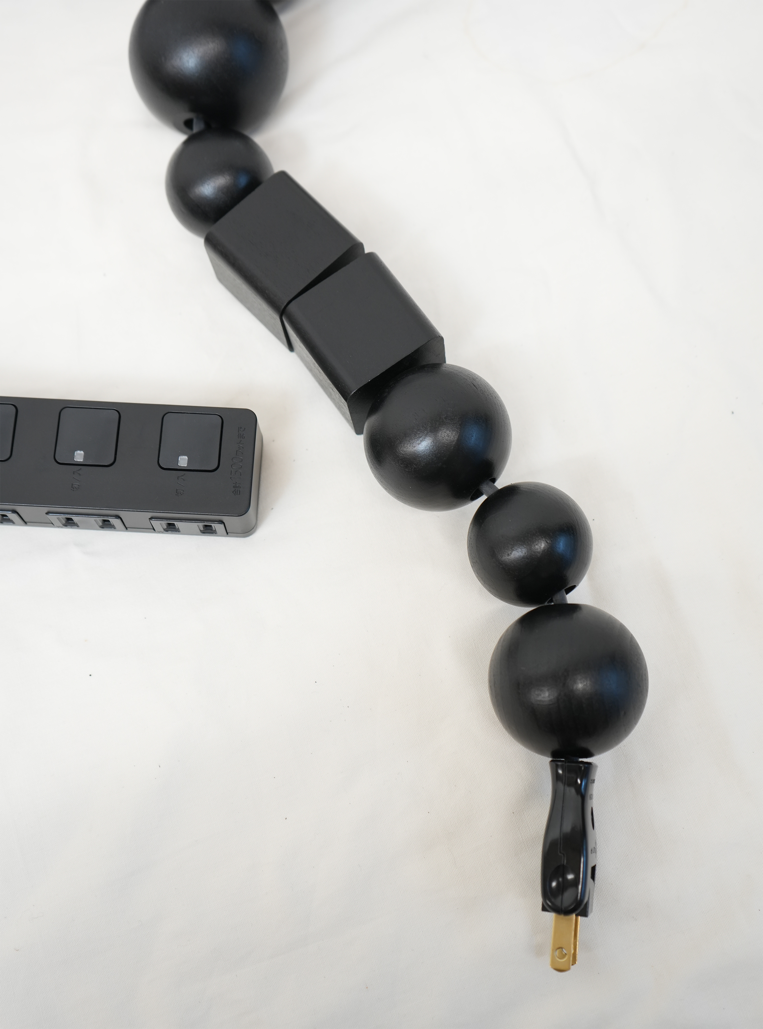 Cable Jewelry Multiplug 1.4m(Black)