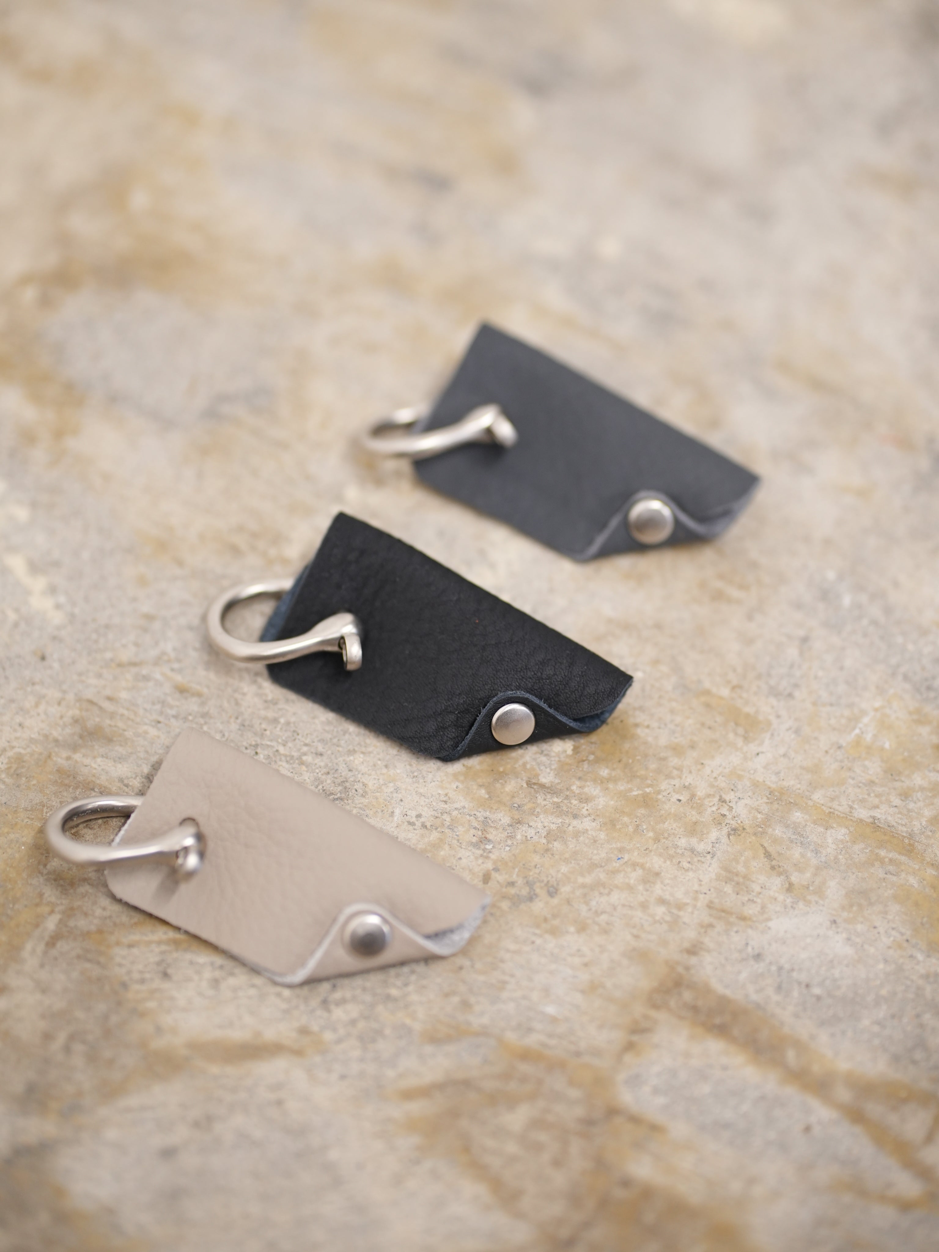 EO SHRINK SHACKLE KEY COVER