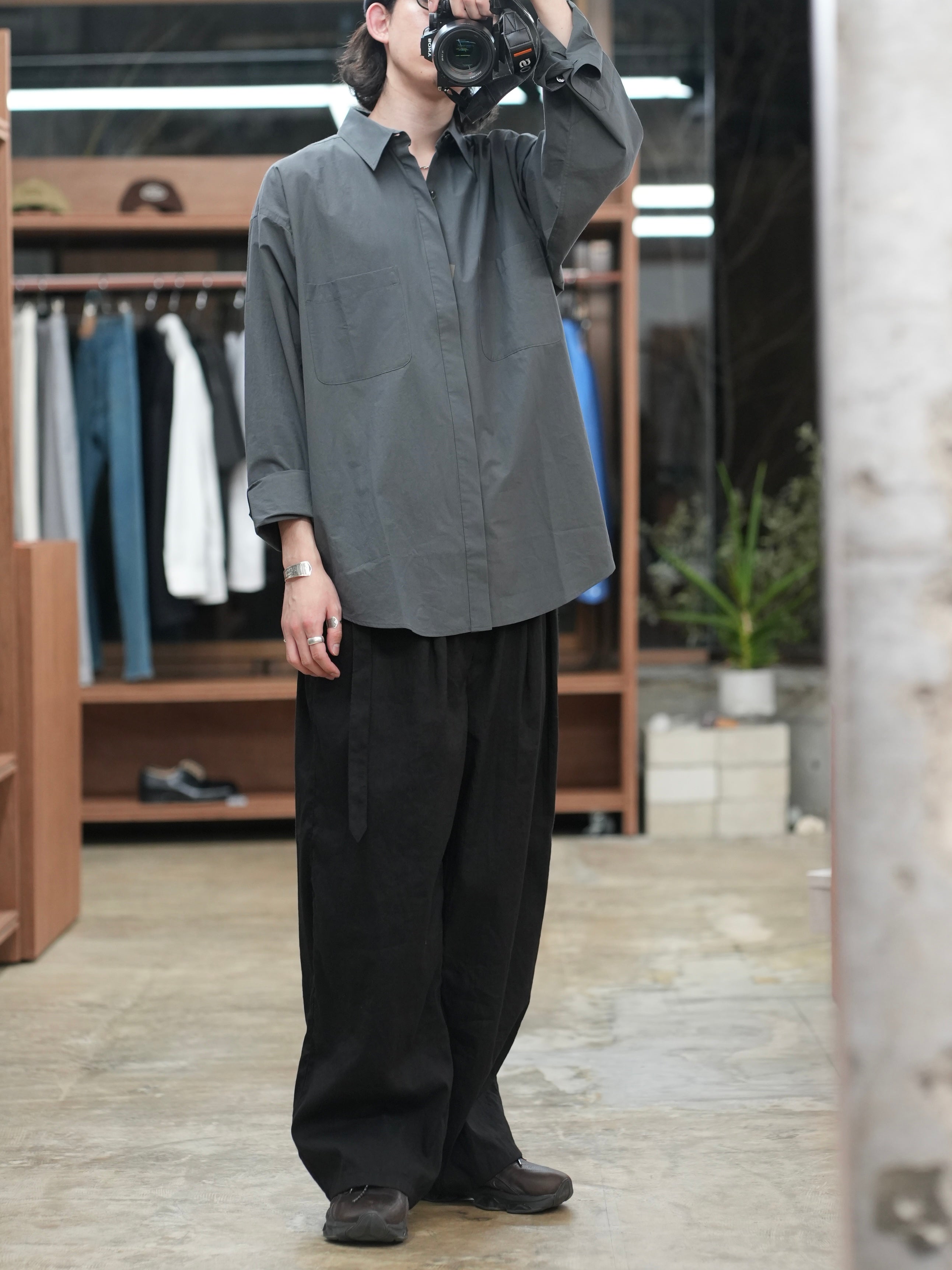 COTTON TYPEWRITER FLY FRONT SHIRT