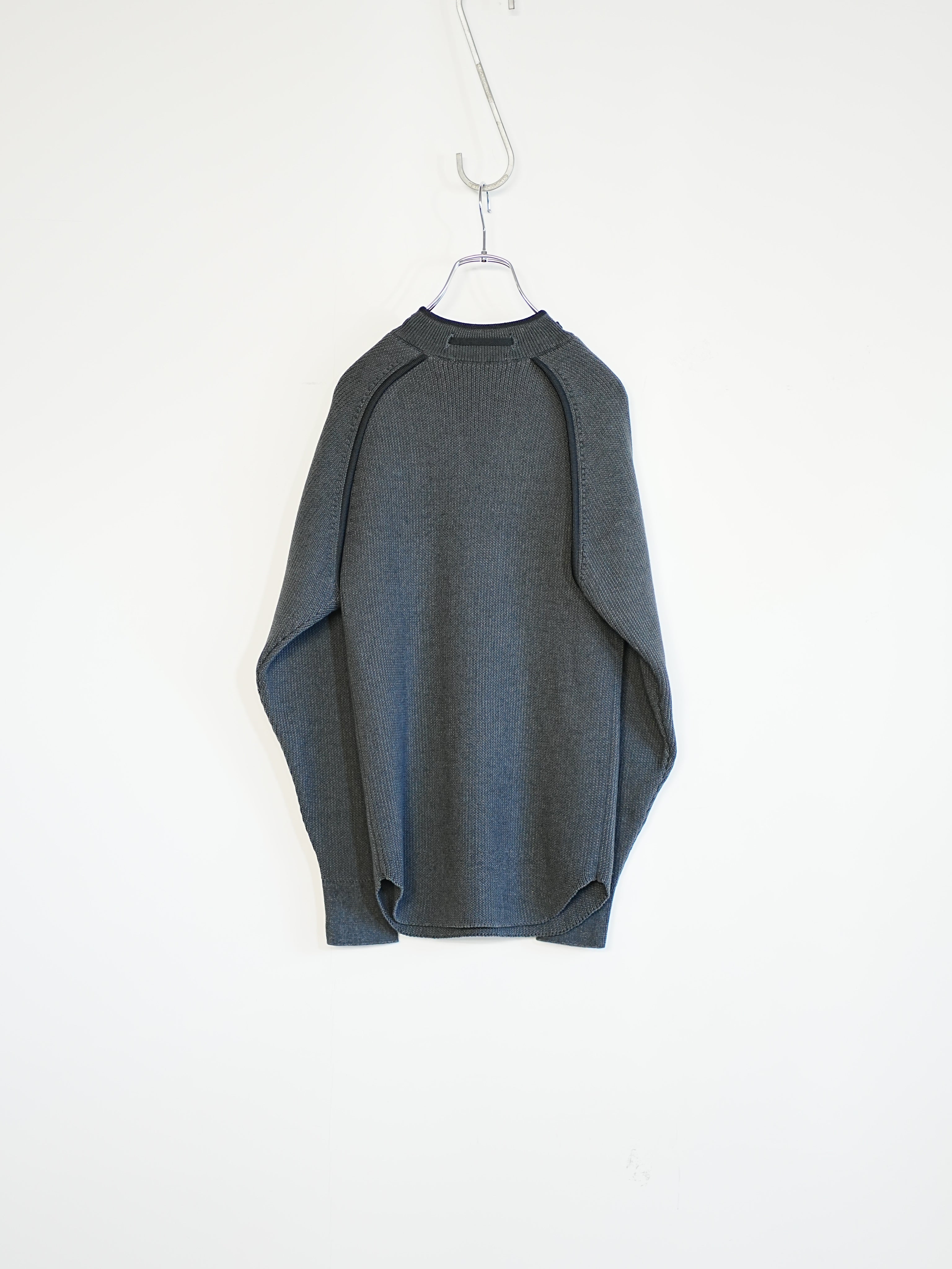 OPEN SLEEVE V/NECK KNIT TOP