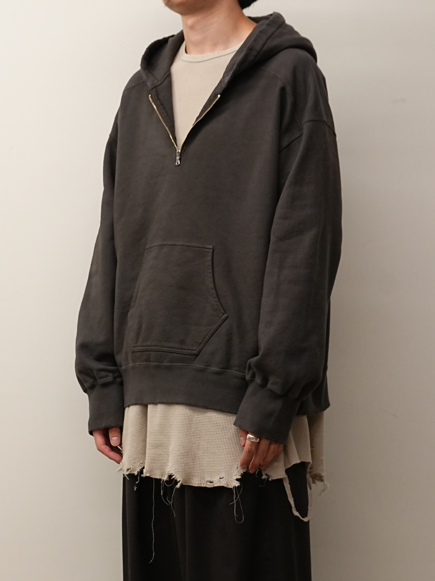 HALF ZIP HOODIE(BLACK)
