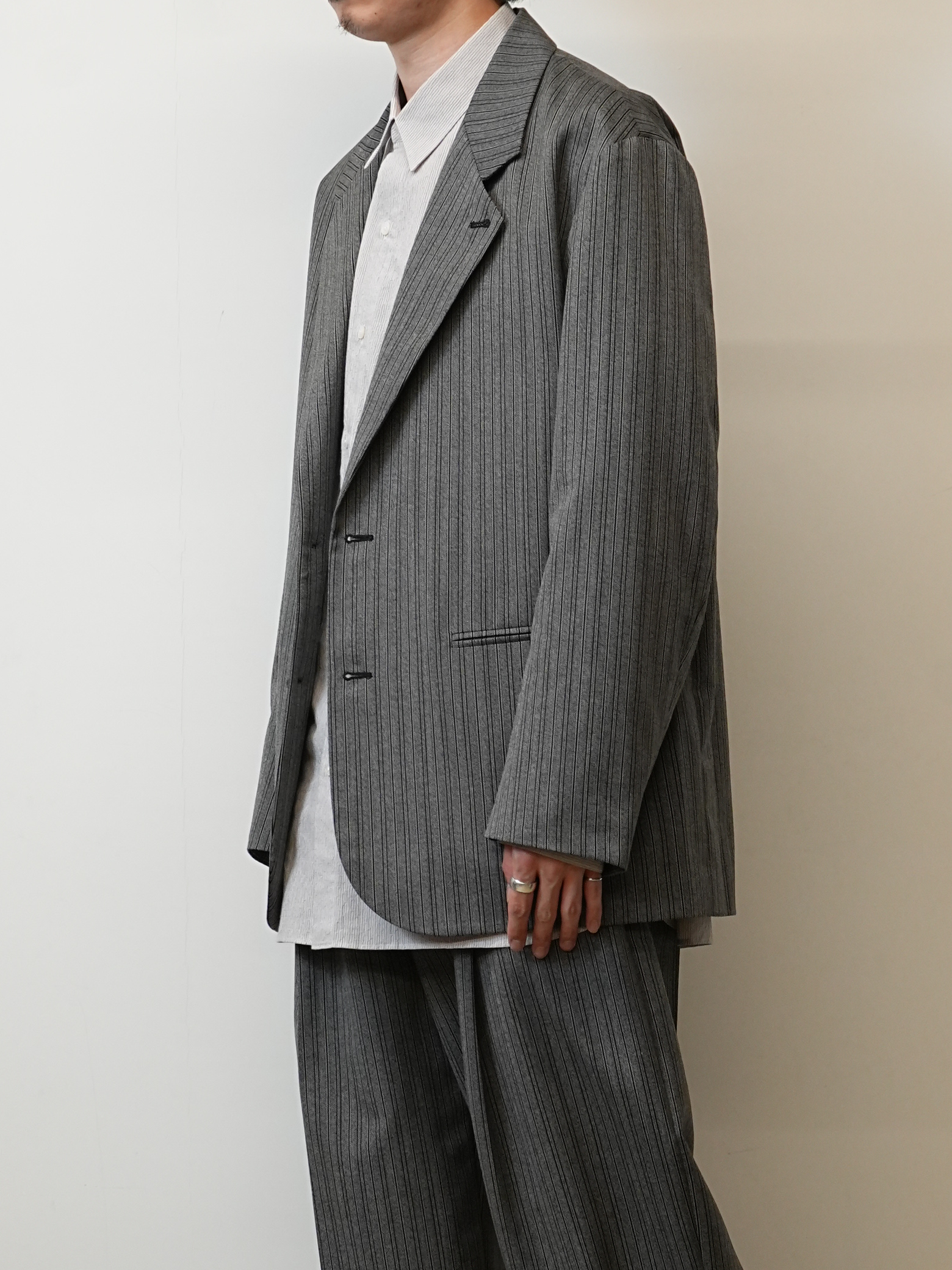 OVERSIZED BLAZER