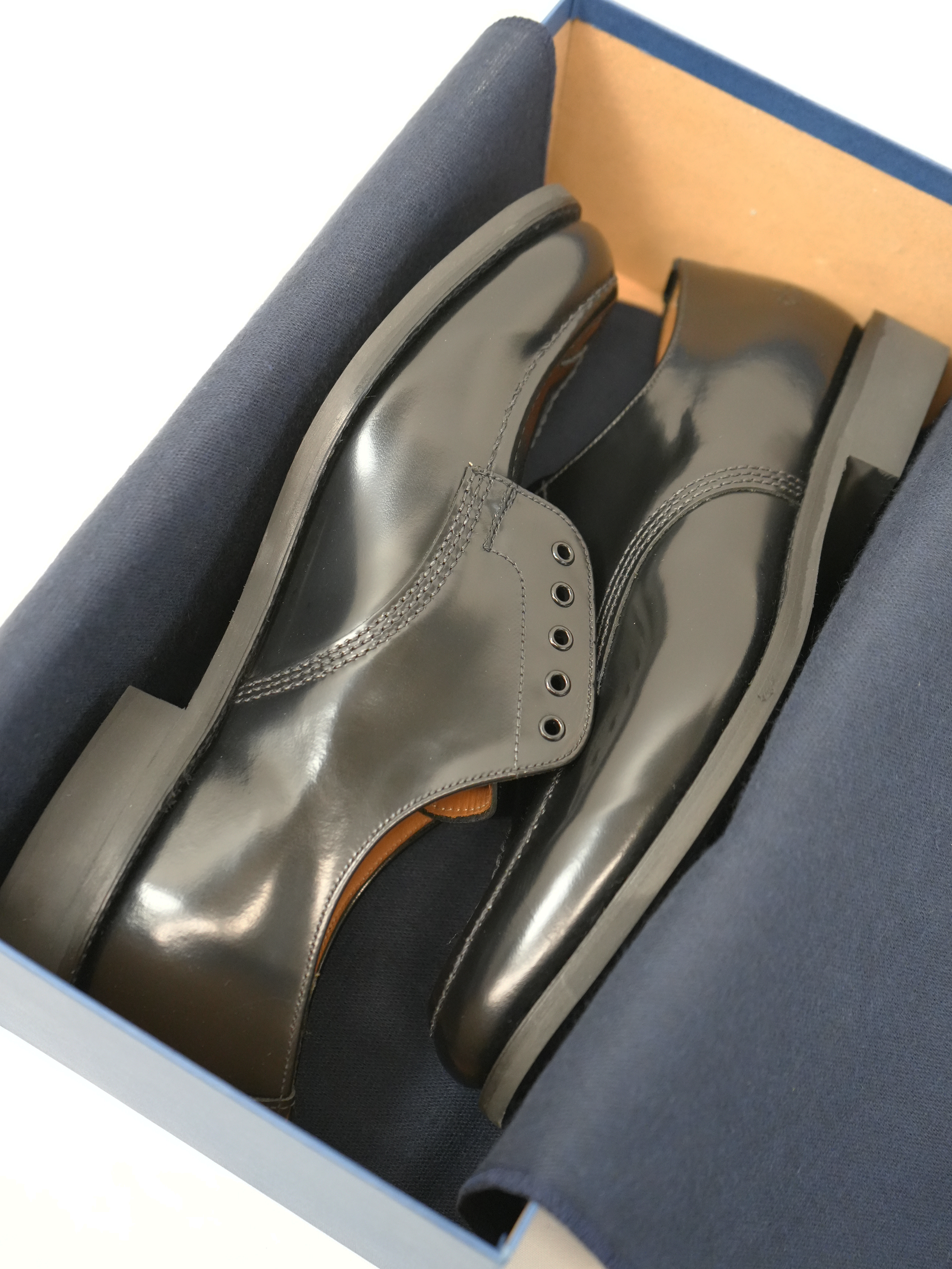 MILITARY BROAD ARROW APRON DERBY