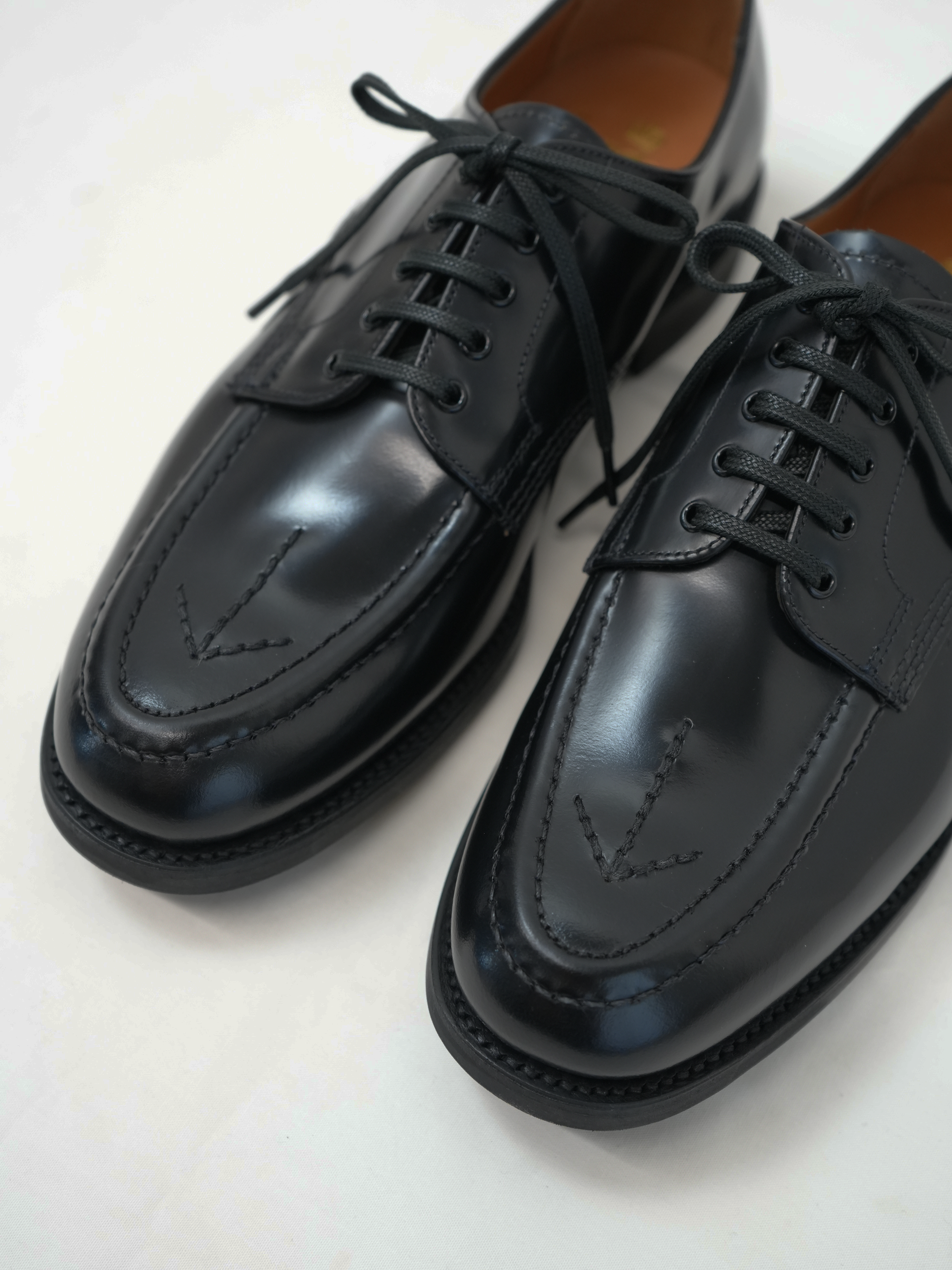 MILITARY BROAD ARROW APRON DERBY