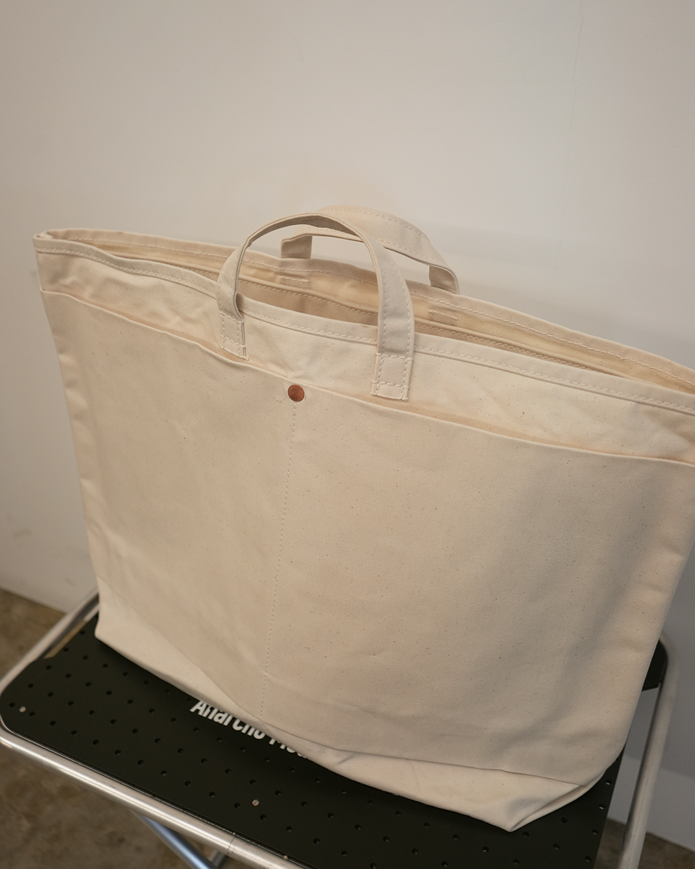 【予約注文】Base Tote(White)