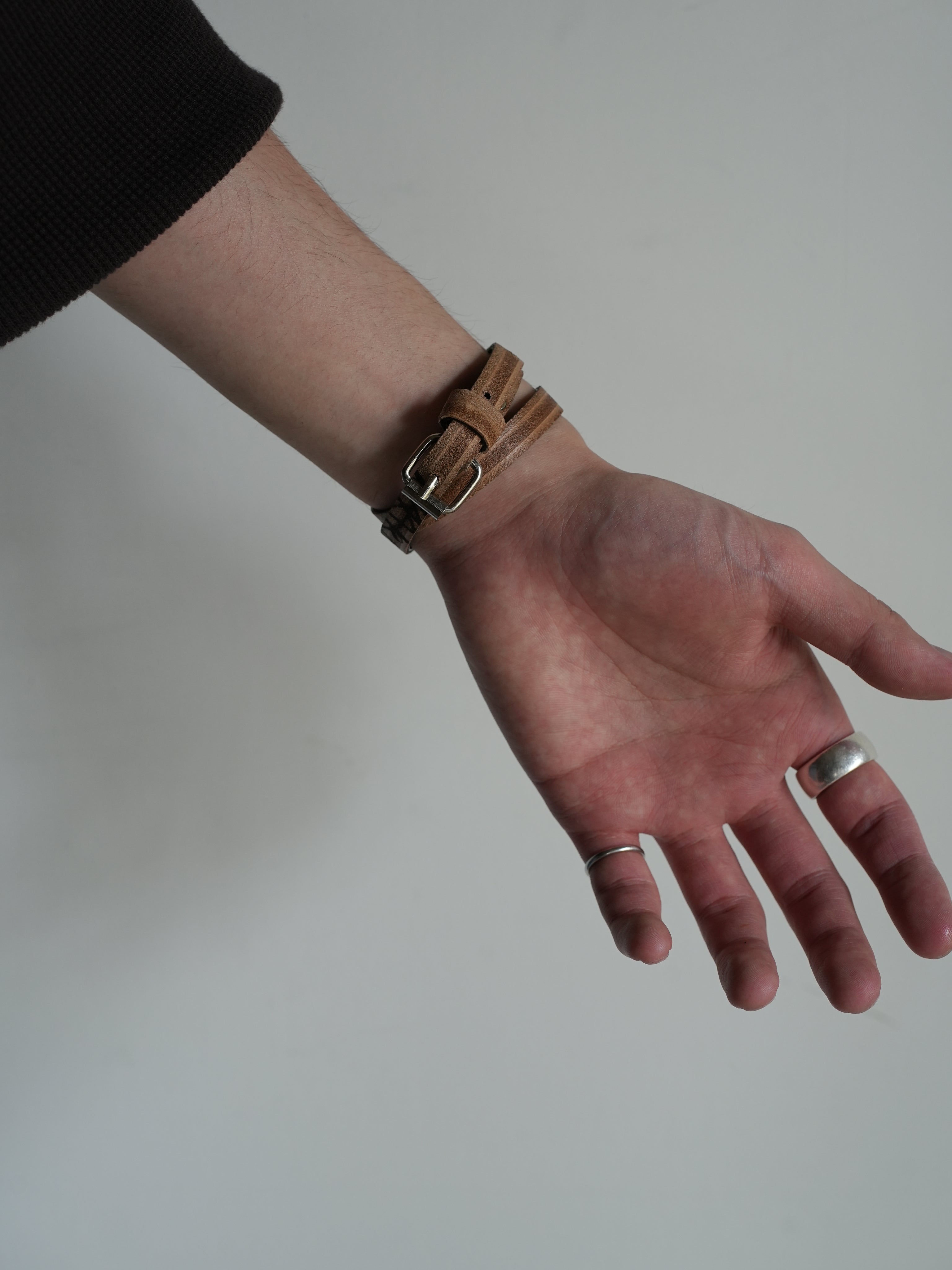 BRACE 15(nude/black) / 26SS