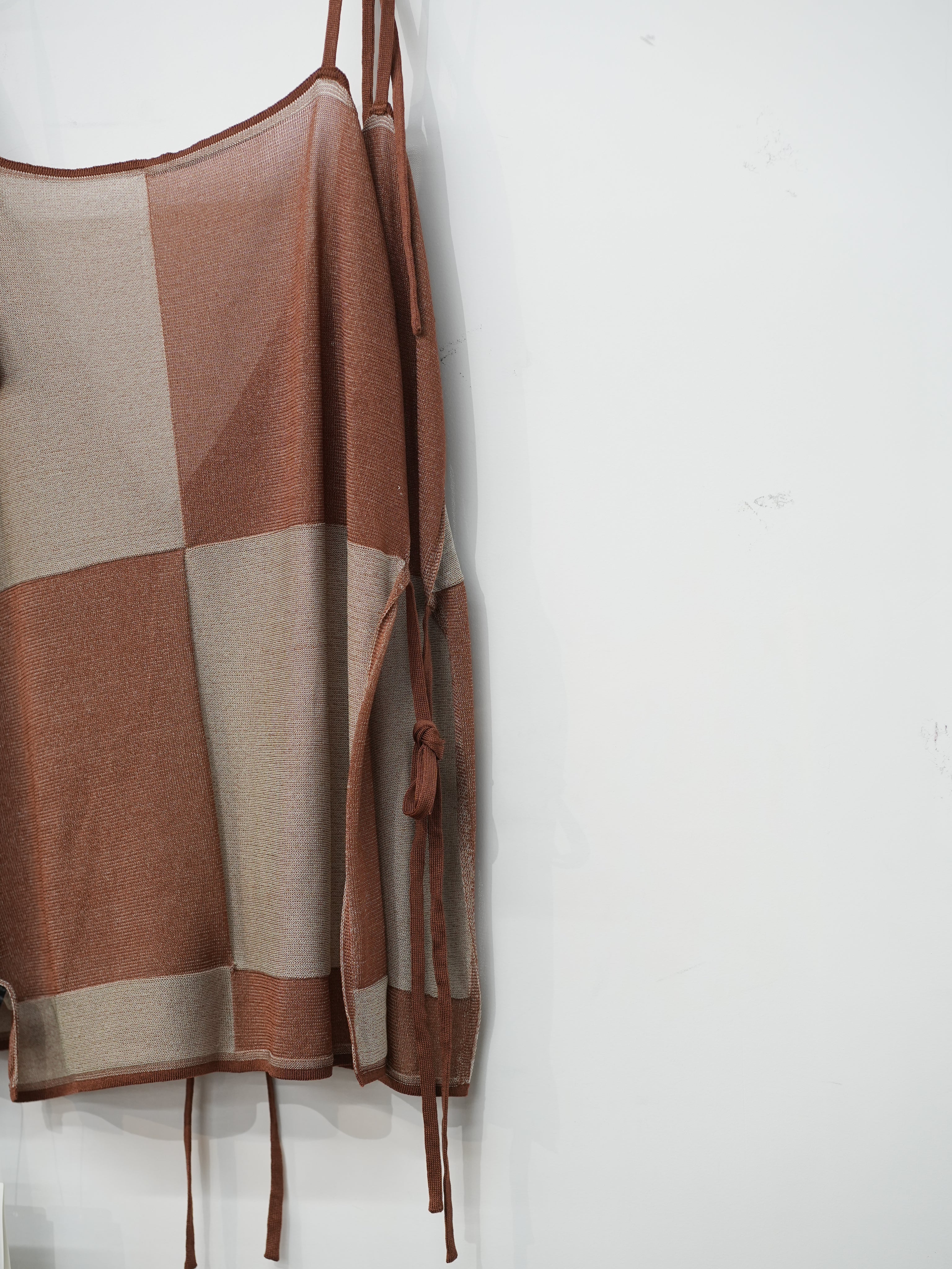 BLOCK CHECK KNITTED TOPS