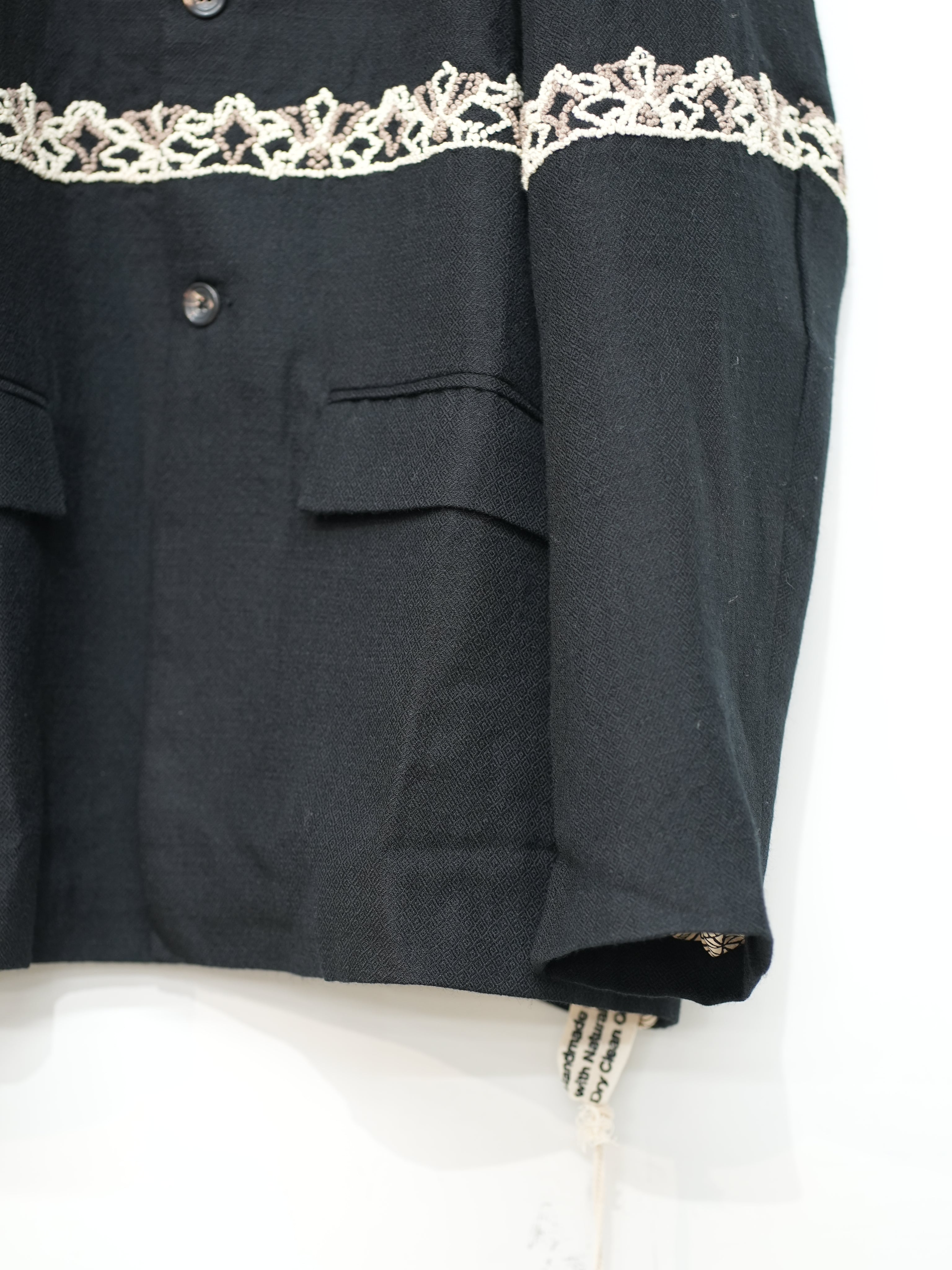 Two Button Blazer(Black/Ecru/Beige)