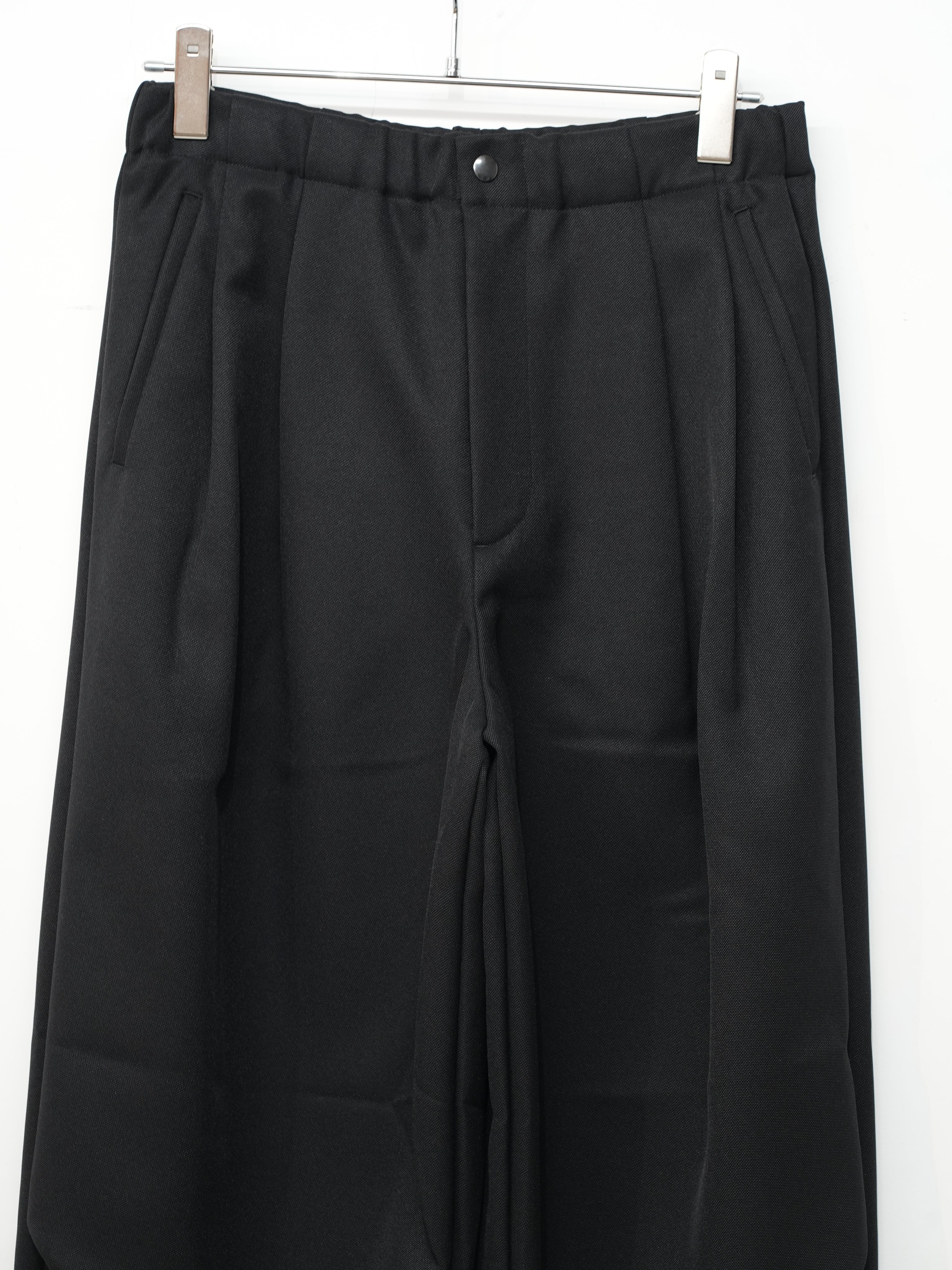 DRAPE TUCK PANTS