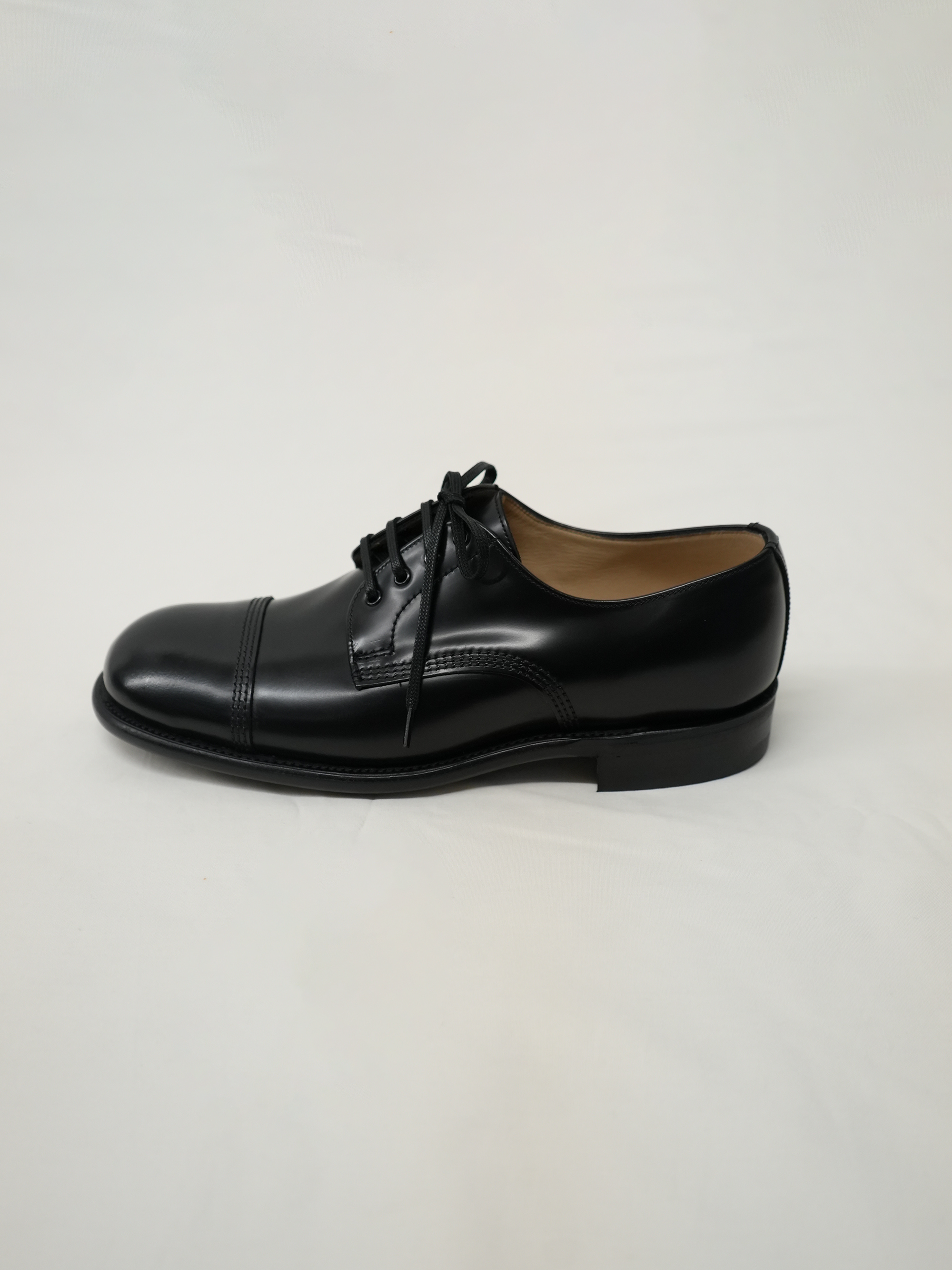 B.G.S. DERBY SHOE