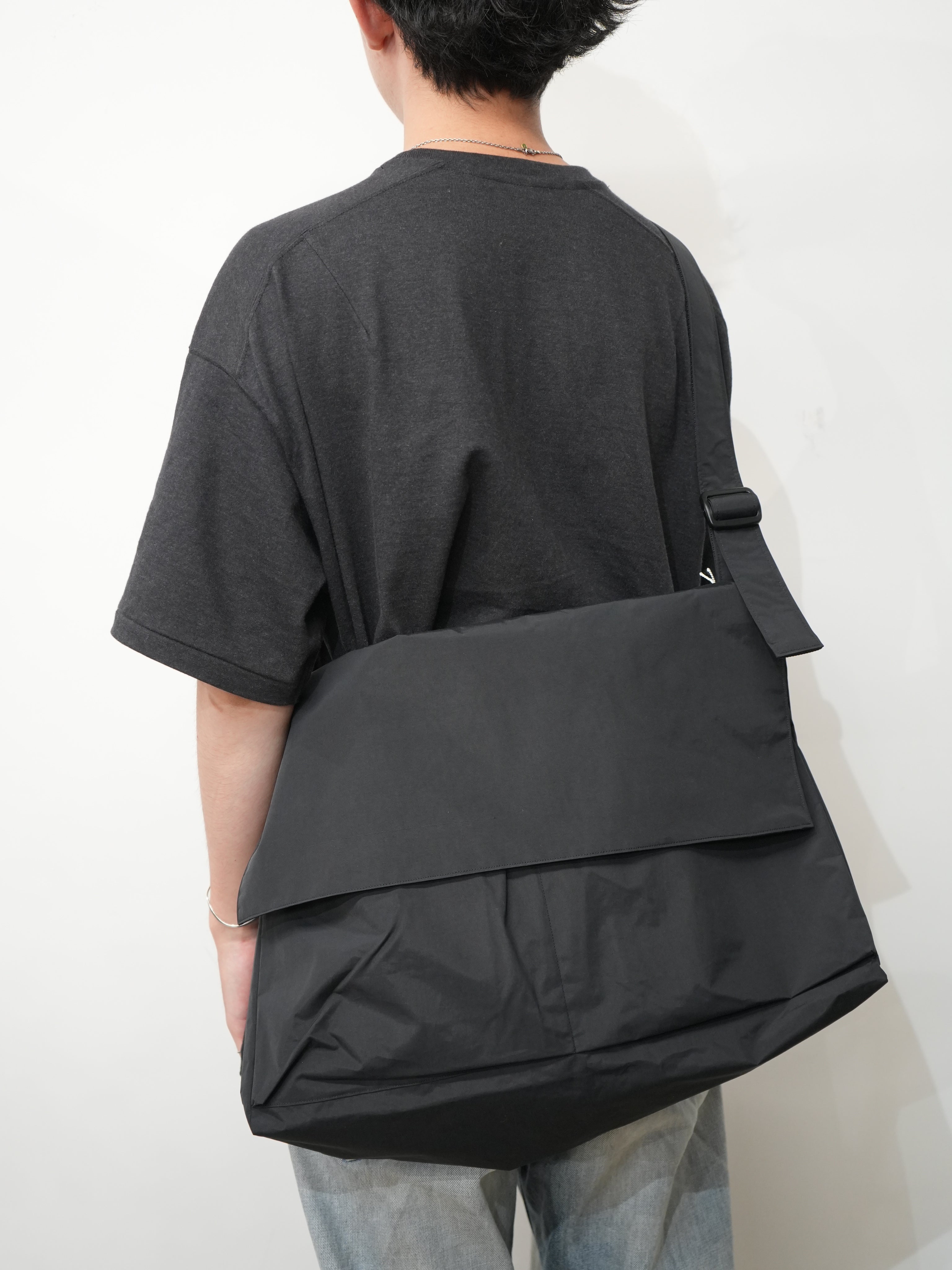 WP NO MESSENGER BAG