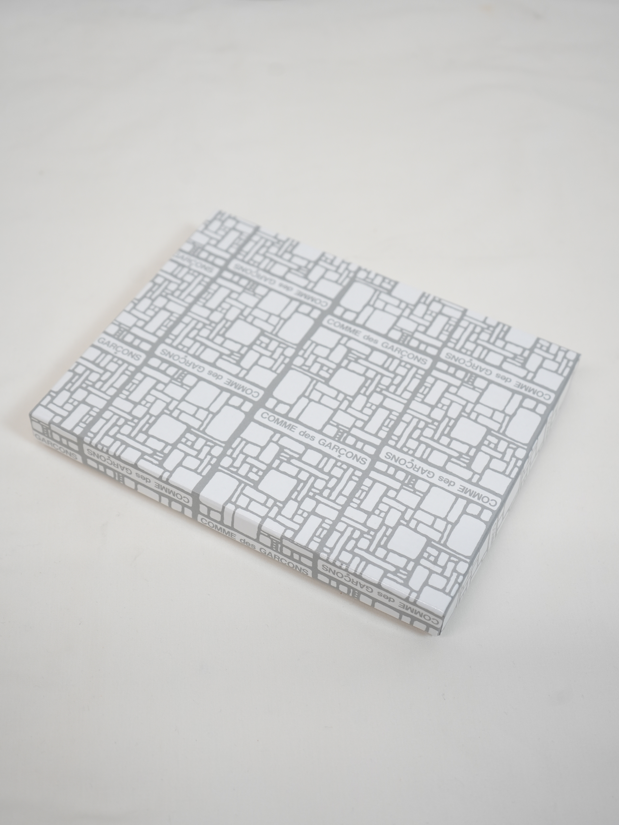 WASHED WALLET(POUCH / M SIZE)